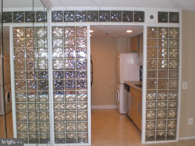 HIGHPOINTE - Residential Lease