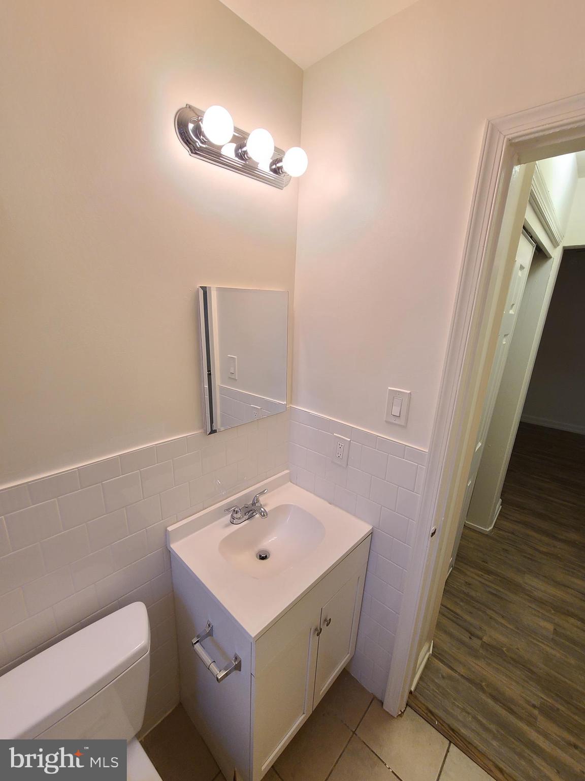 FOREST HILLS - Residential Lease