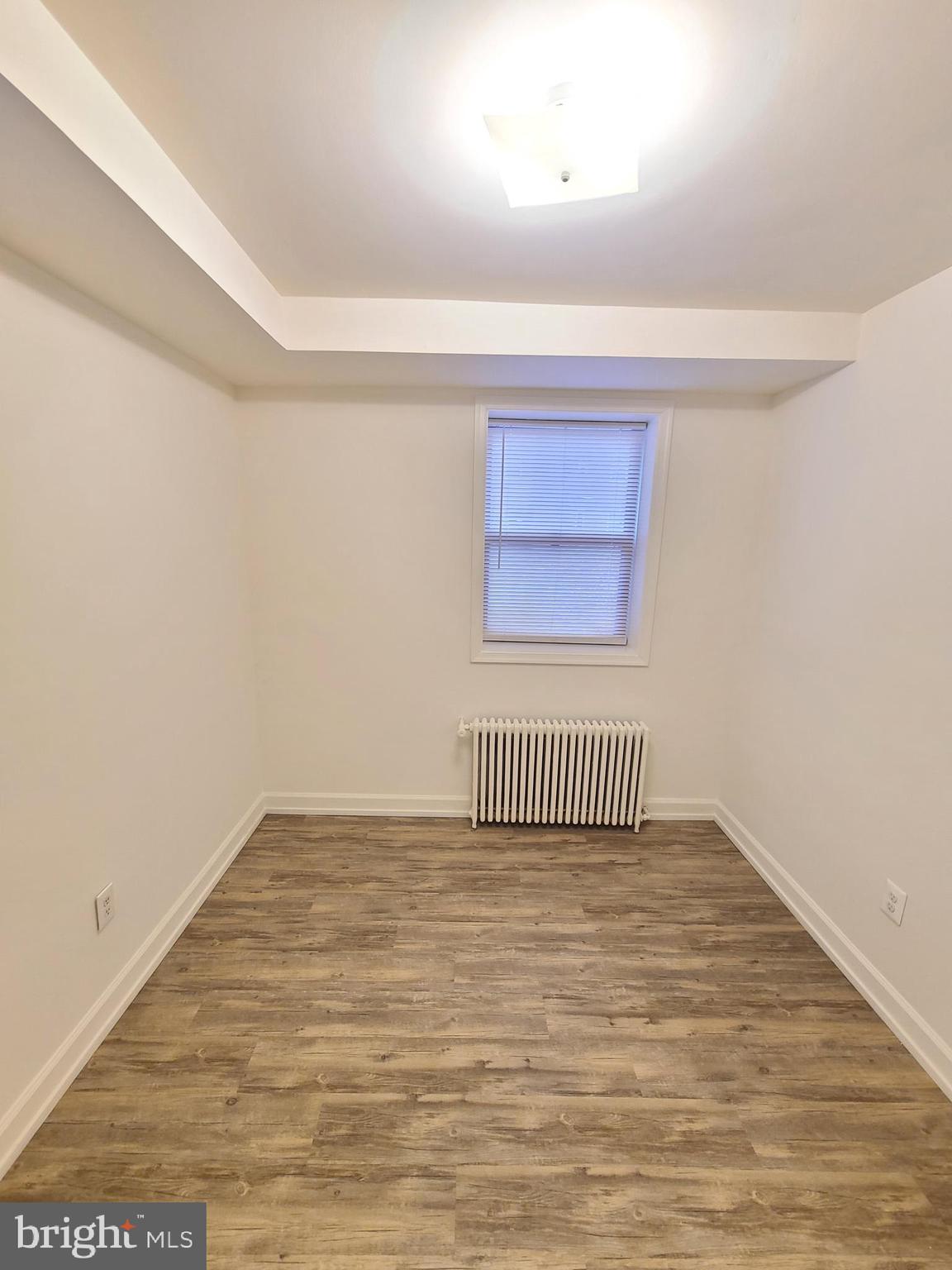 FOREST HILLS - Residential Lease