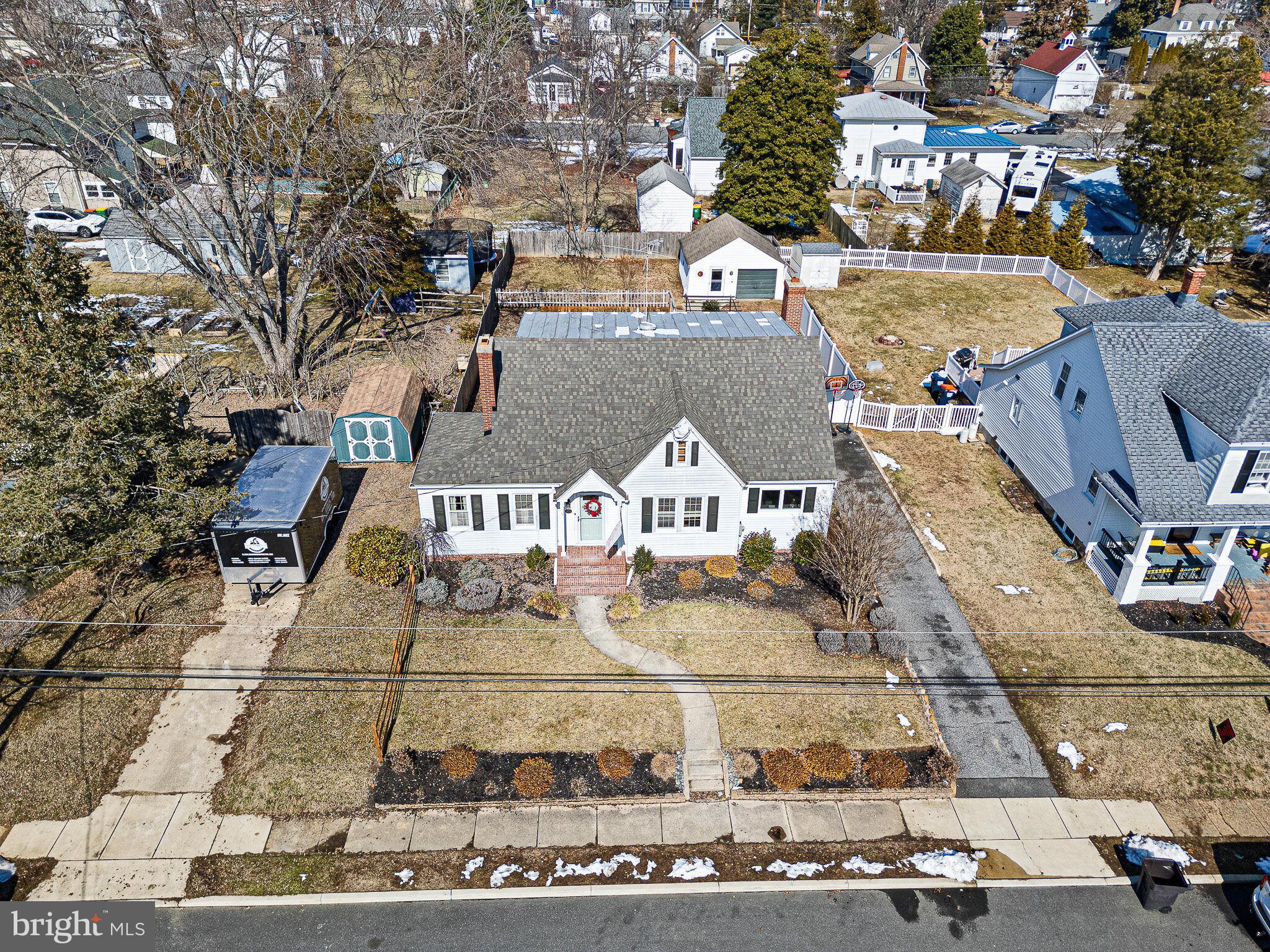 MIDDLETOWN - Residential