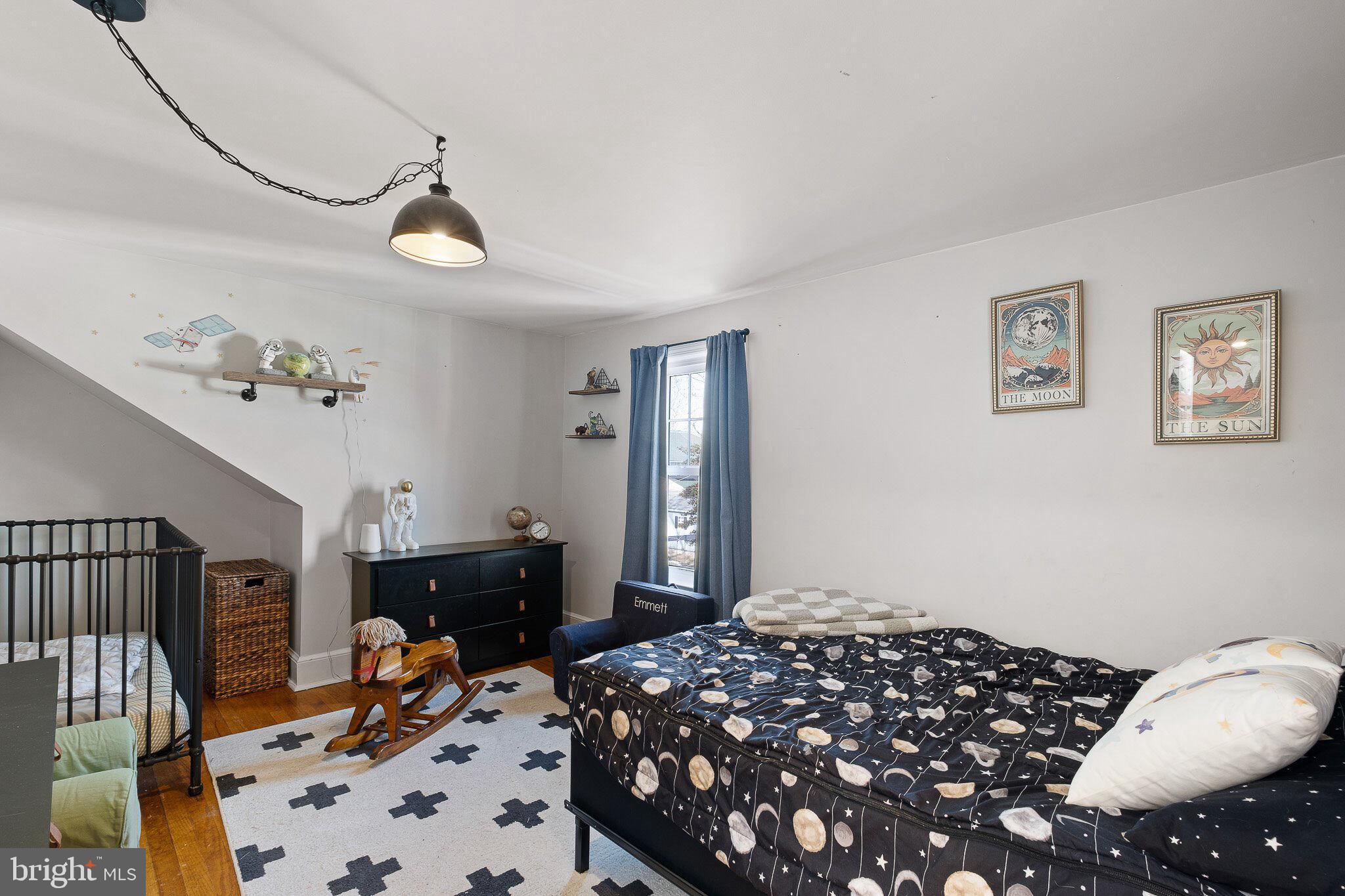 MIDDLETOWN - Residential