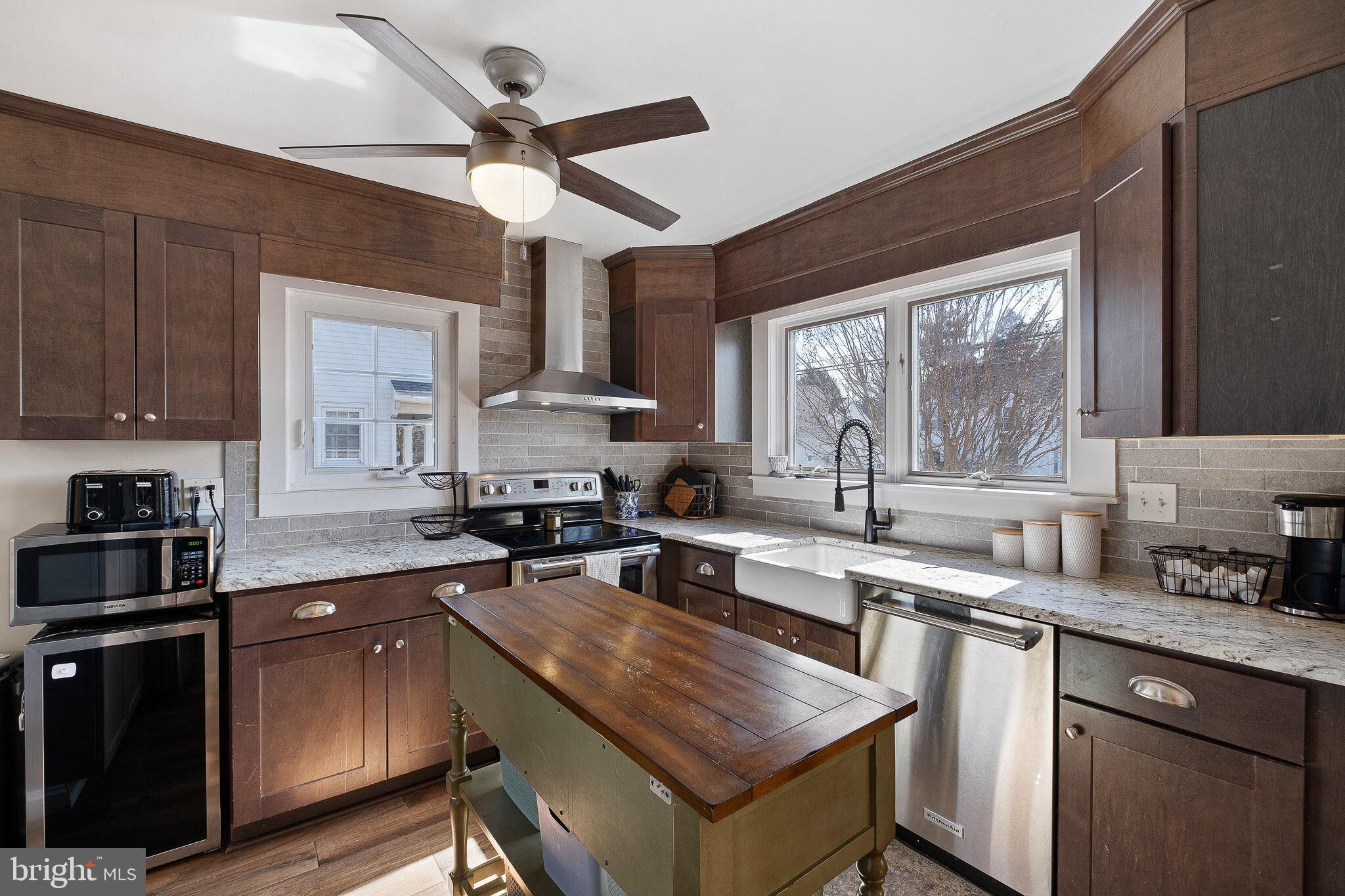 MIDDLETOWN - Residential