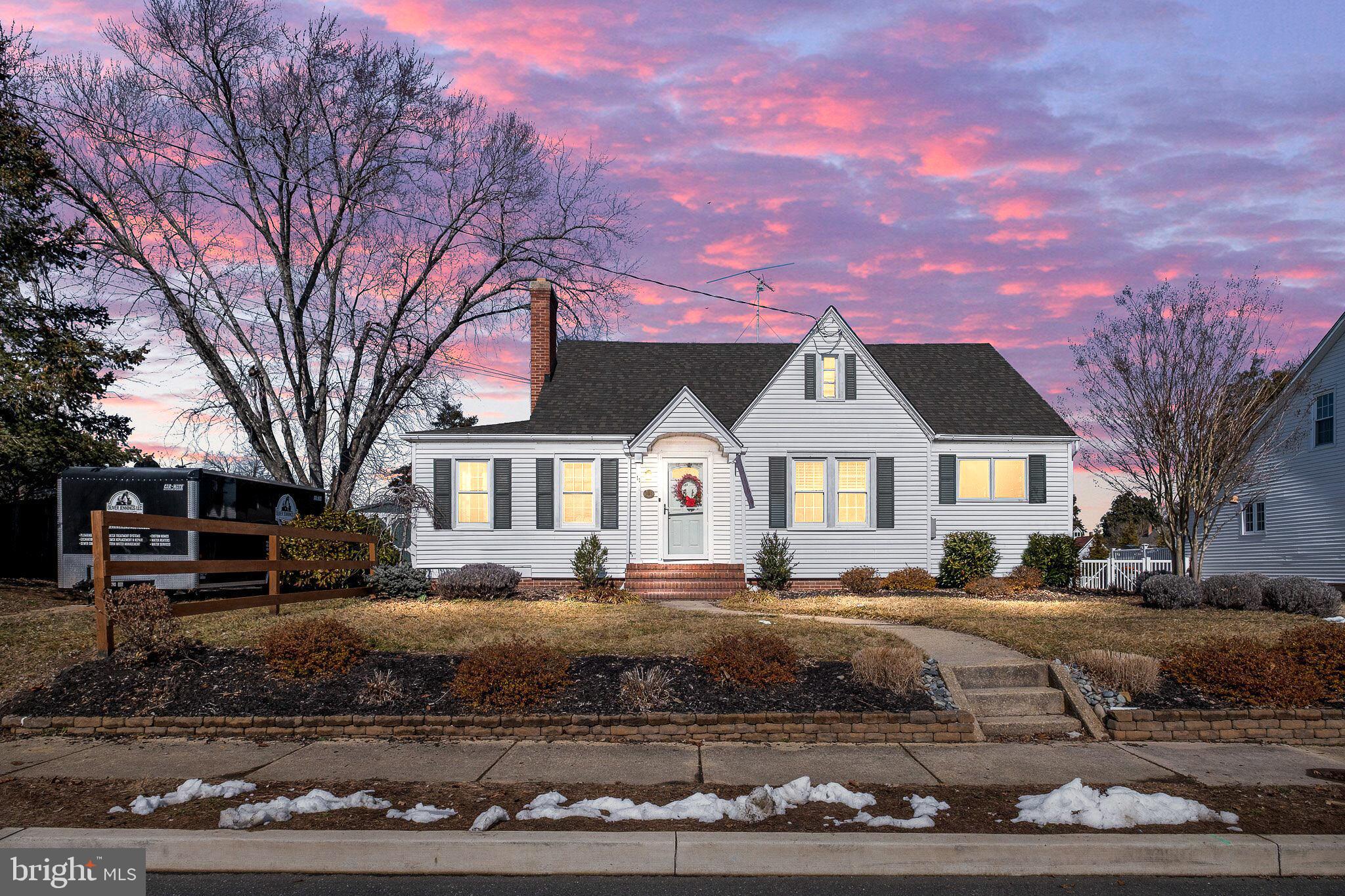 MIDDLETOWN - Residential