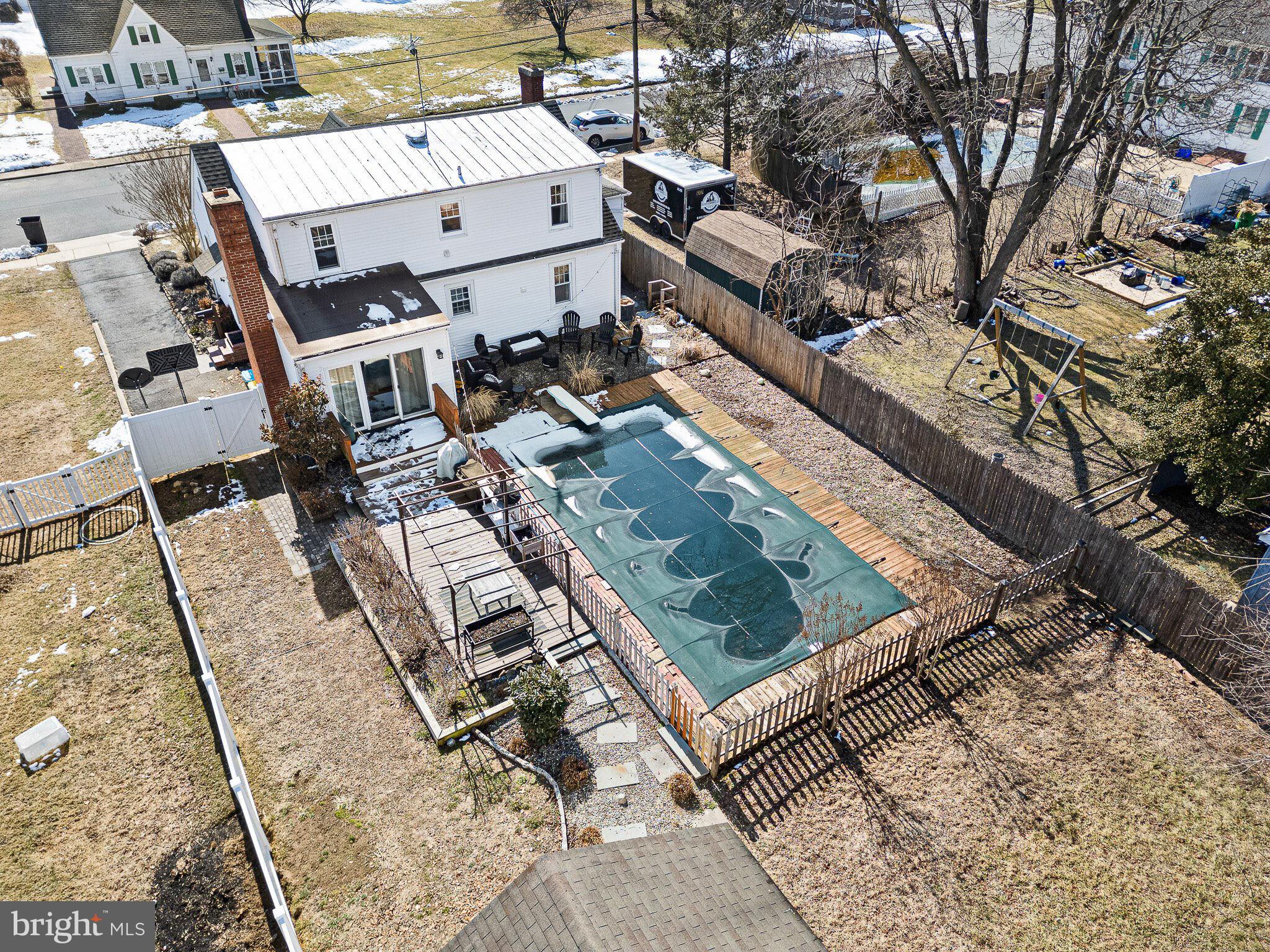 MIDDLETOWN - Residential