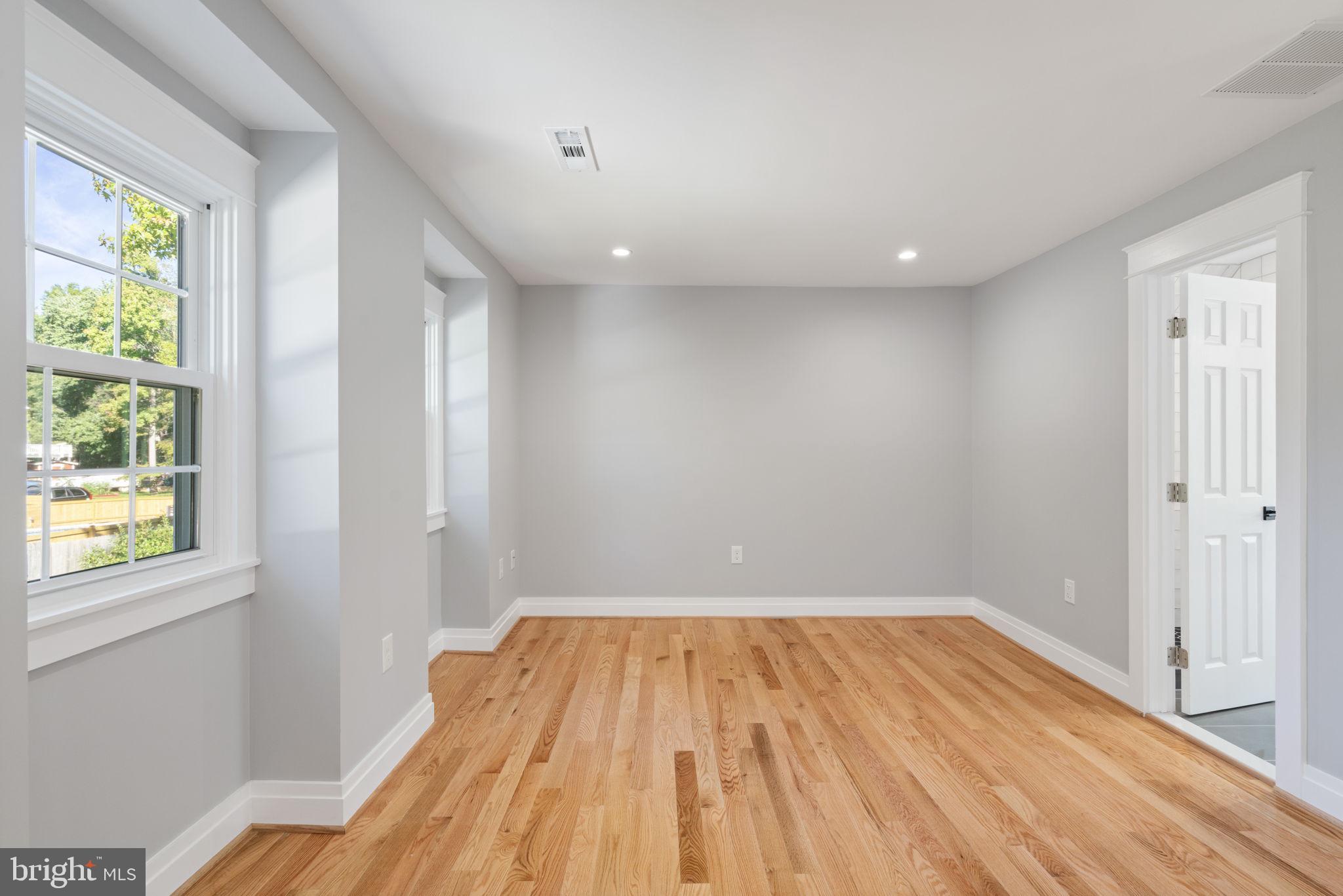 FERRY LANDING VILLA - Residential