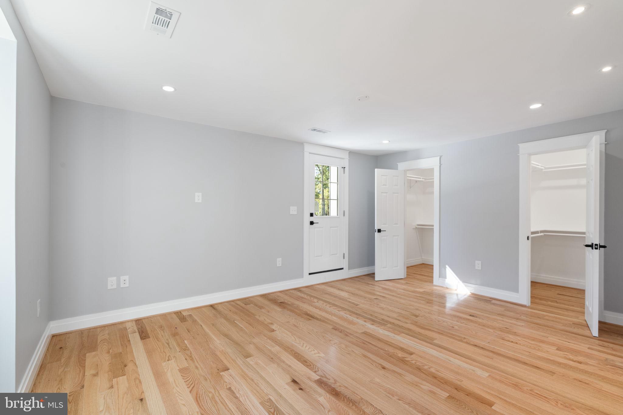 FERRY LANDING VILLA - Residential