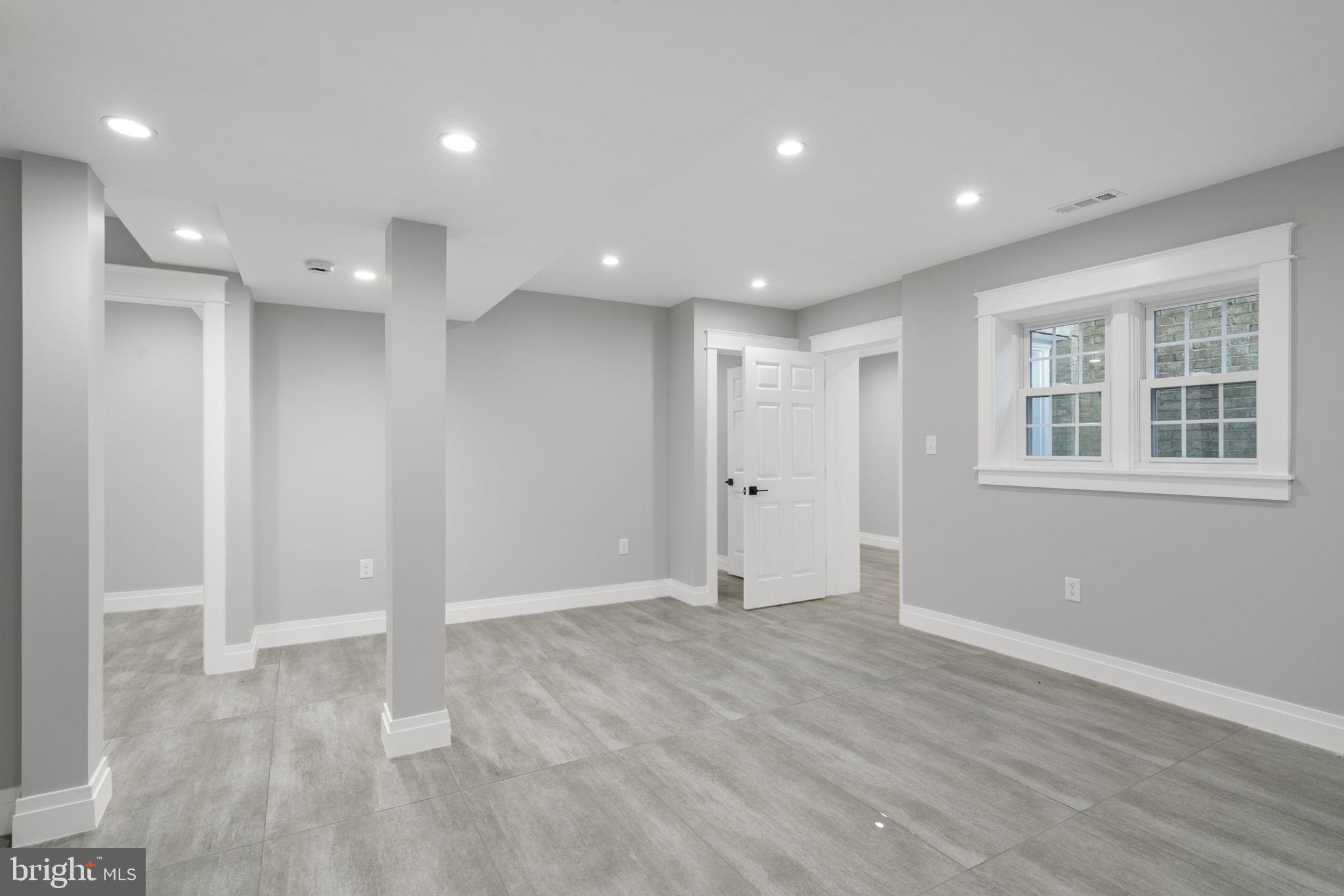 FERRY LANDING VILLA - Residential