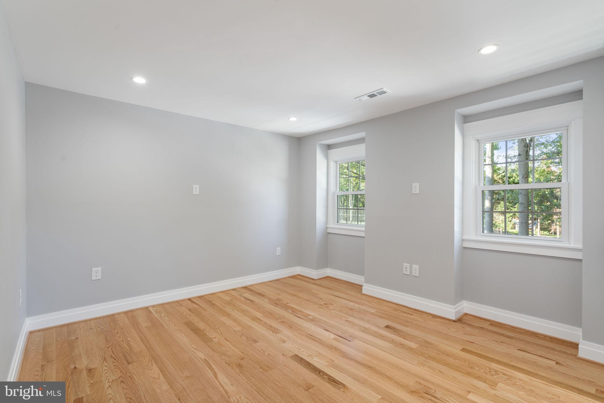 FERRY LANDING VILLA - Residential