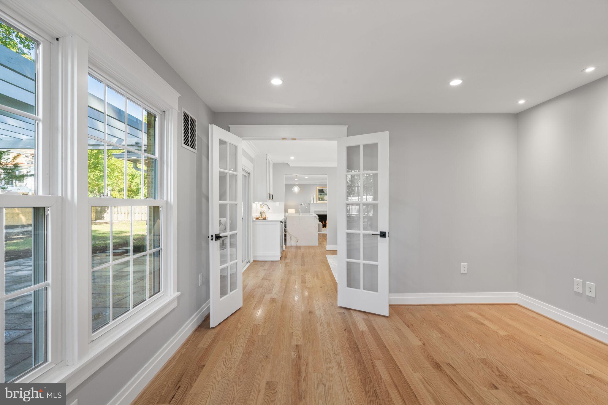 FERRY LANDING VILLA - Residential