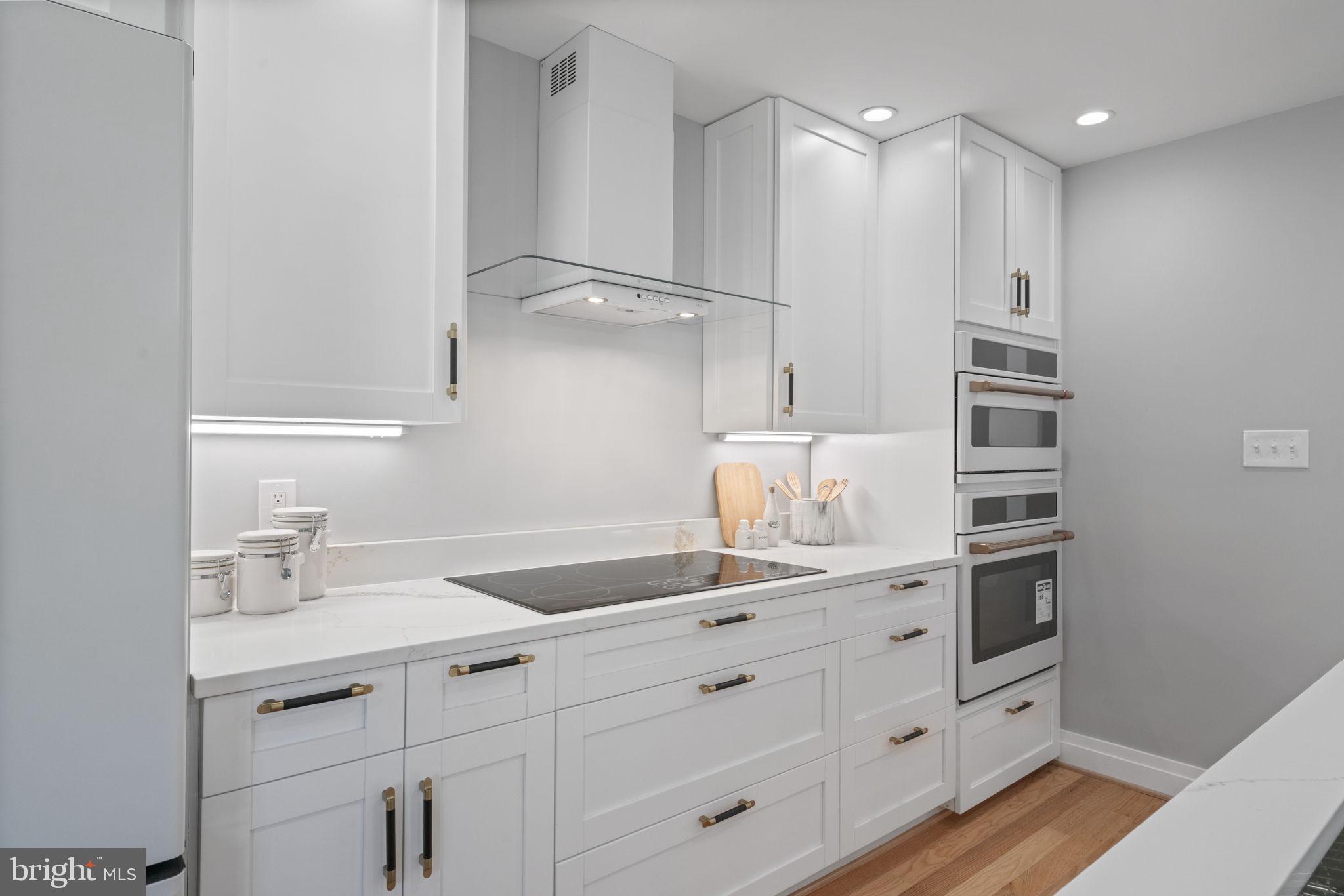 FERRY LANDING VILLA - Residential