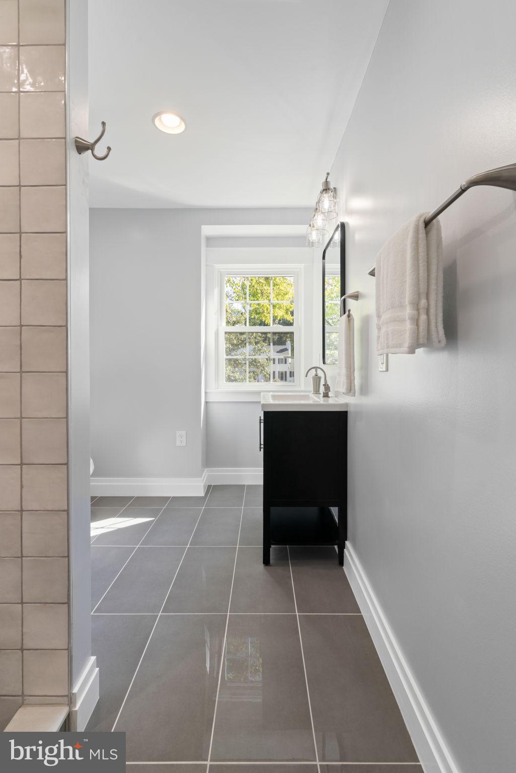 FERRY LANDING VILLA - Residential