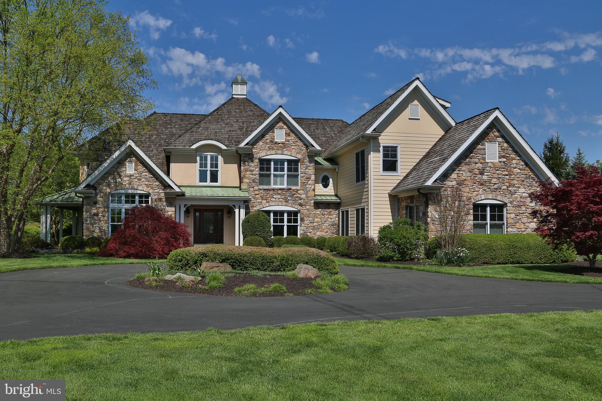 LOOKWAY COURT - Residential