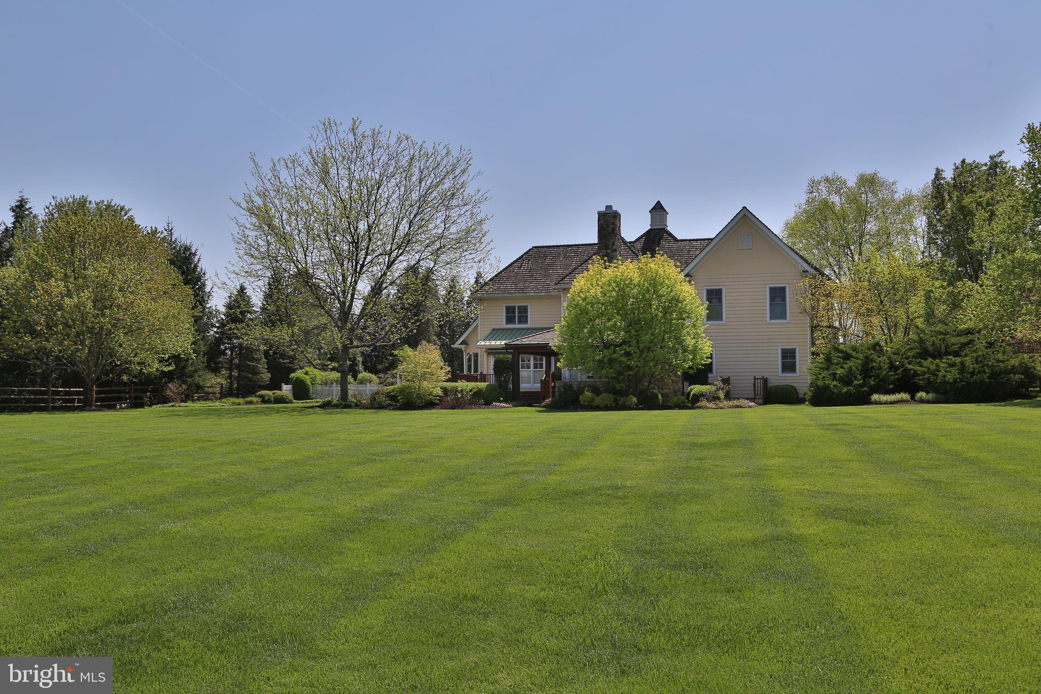 LOOKWAY COURT - Residential