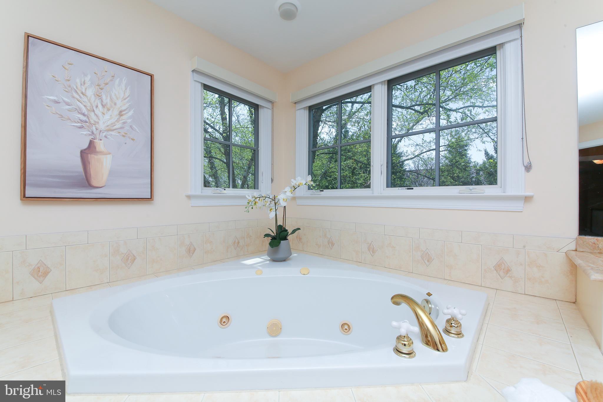 LOOKWAY COURT - Residential