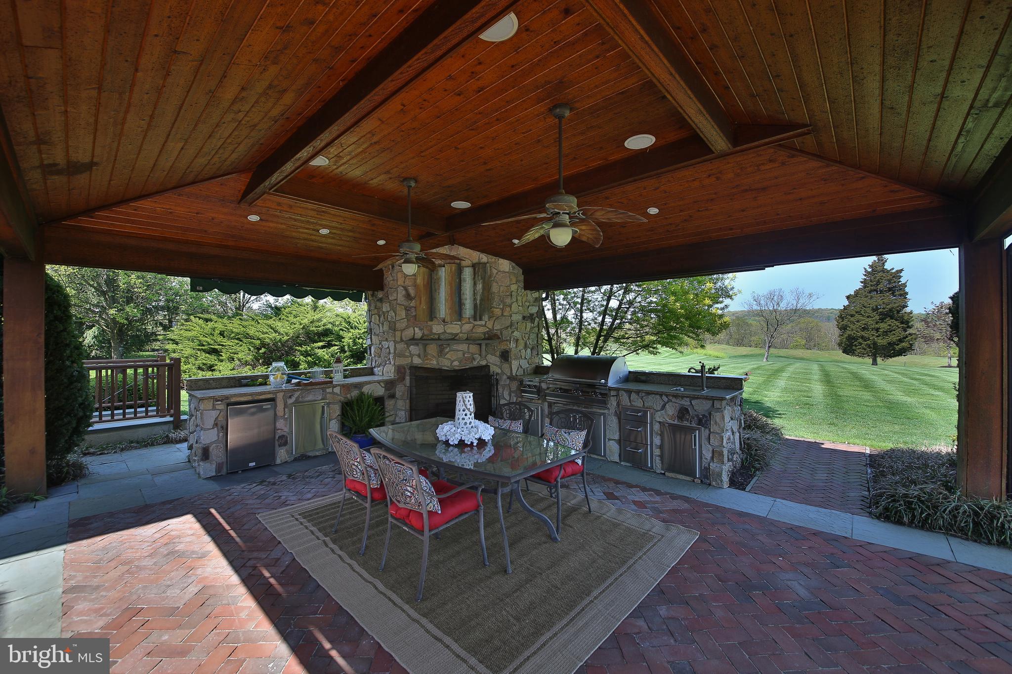 LOOKWAY COURT - Residential