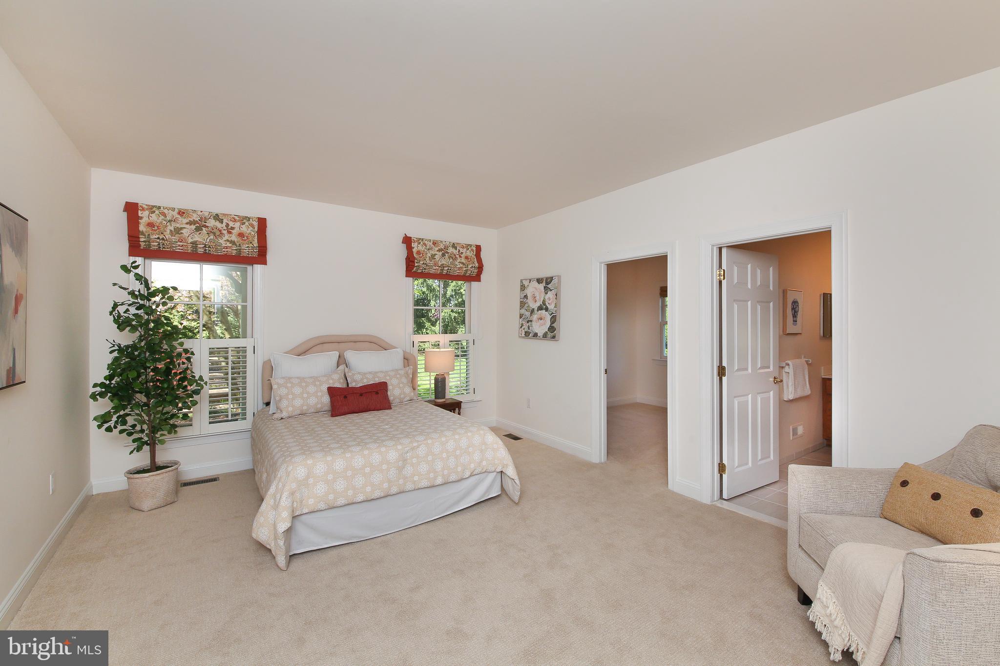 LOOKWAY COURT - Residential