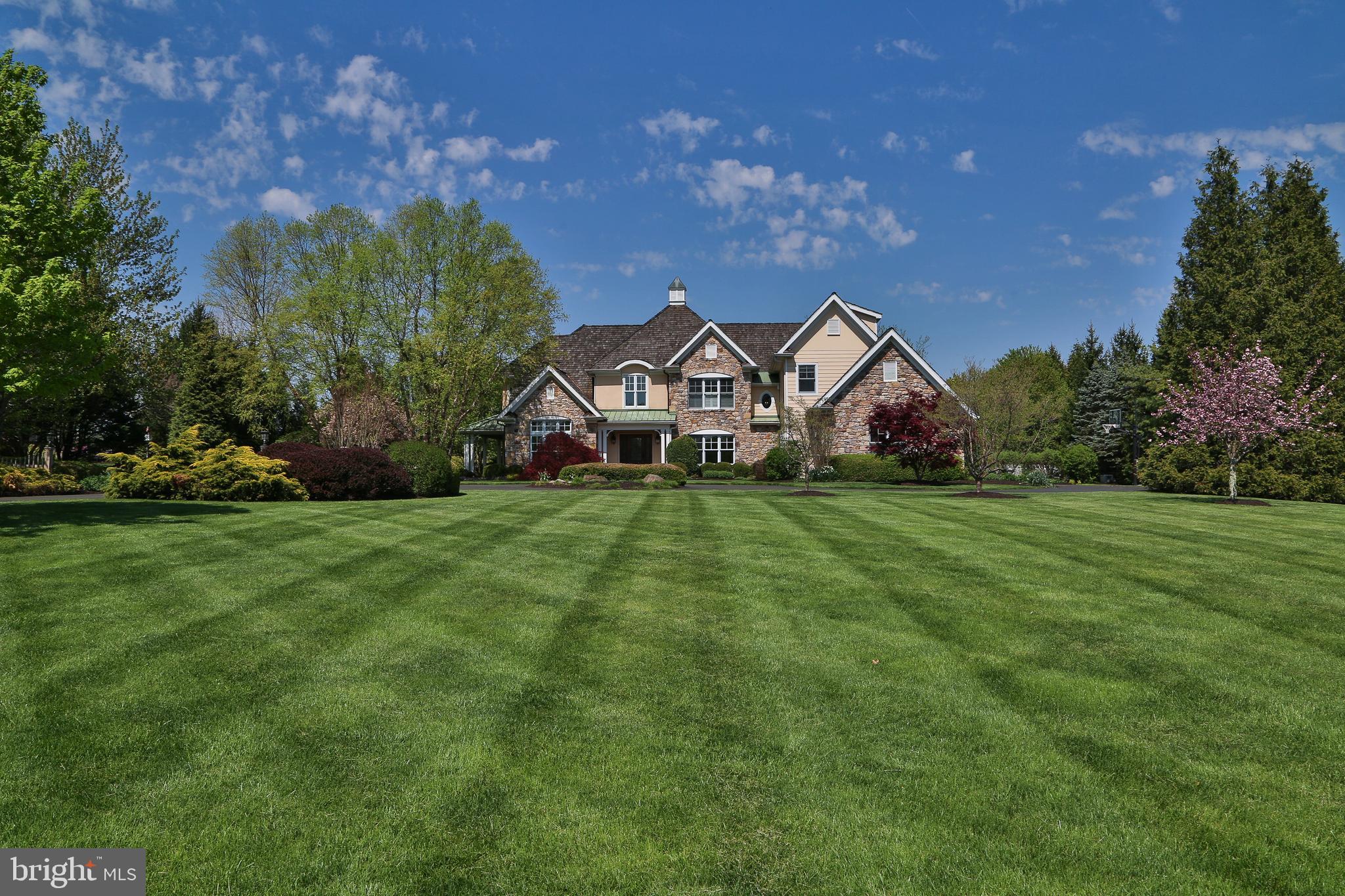 LOOKWAY COURT - Residential
