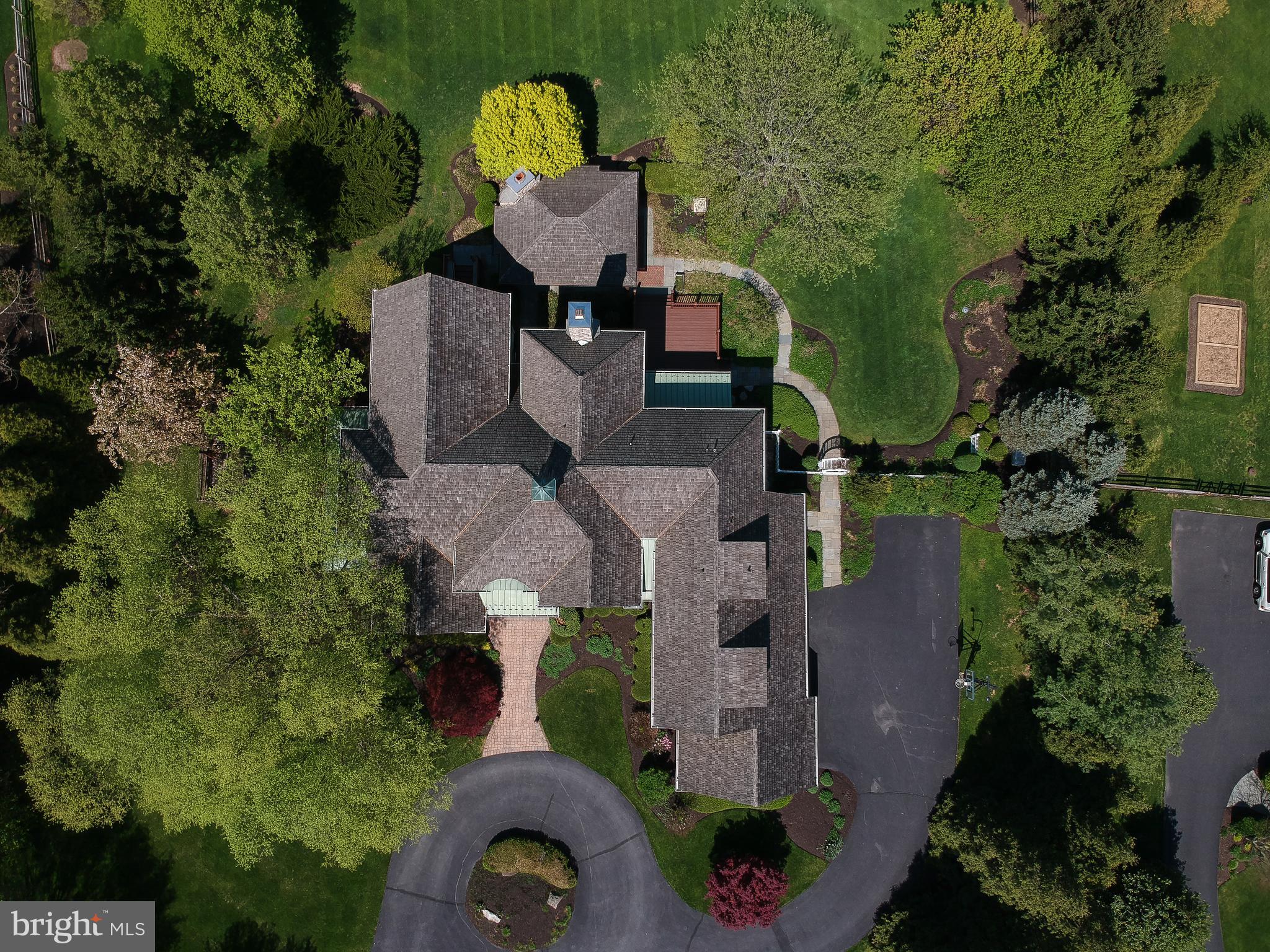 LOOKWAY COURT - Residential