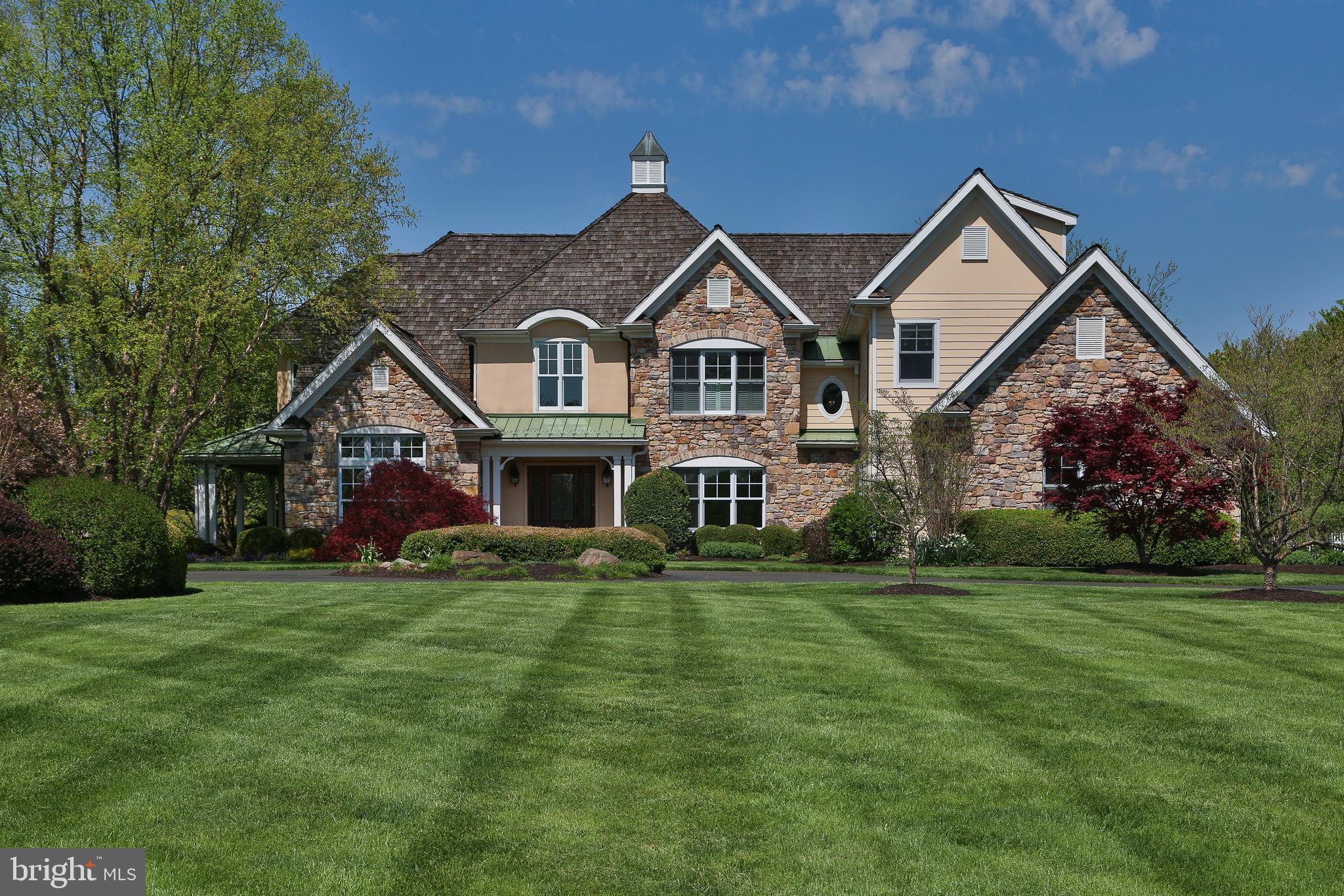 LOOKWAY COURT - Residential