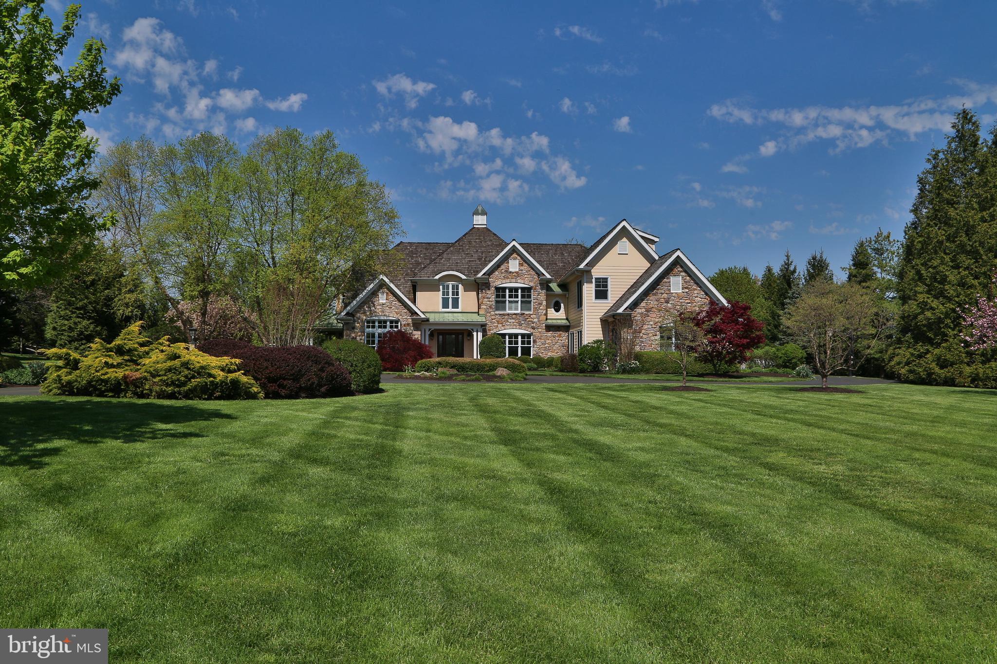LOOKWAY COURT - Residential