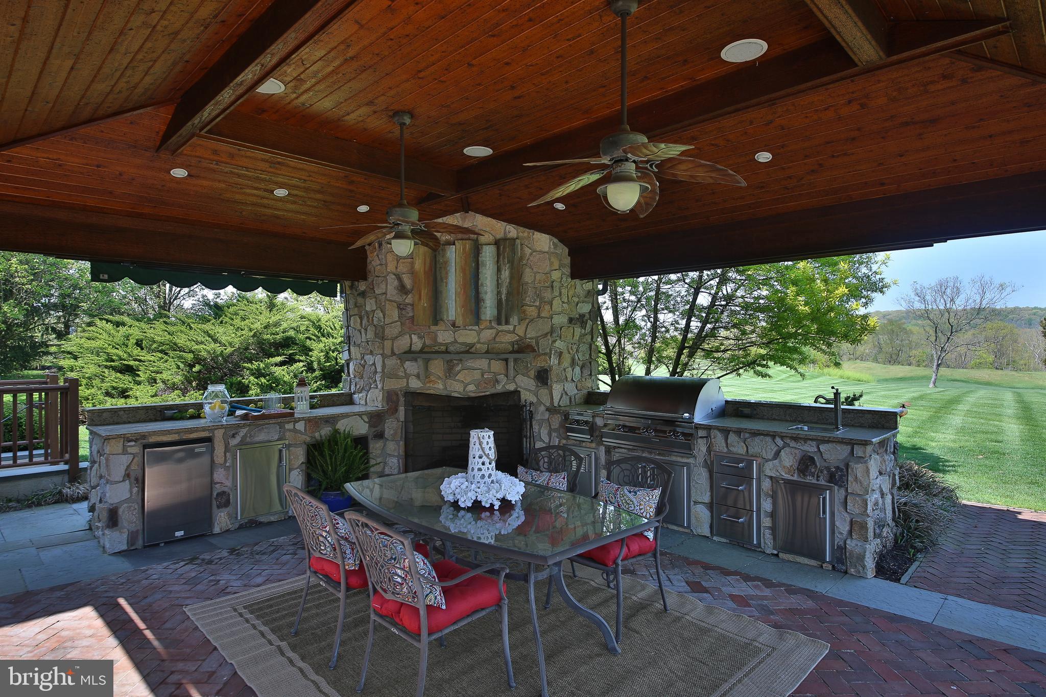 LOOKWAY COURT - Residential