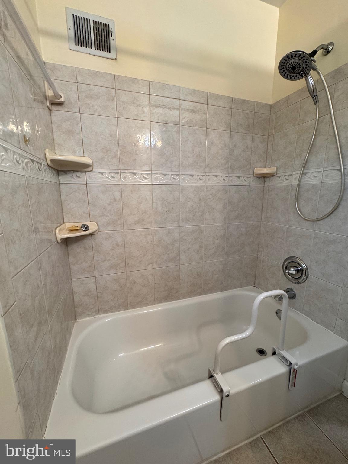 HILLCREST HEIGHTS - Residential