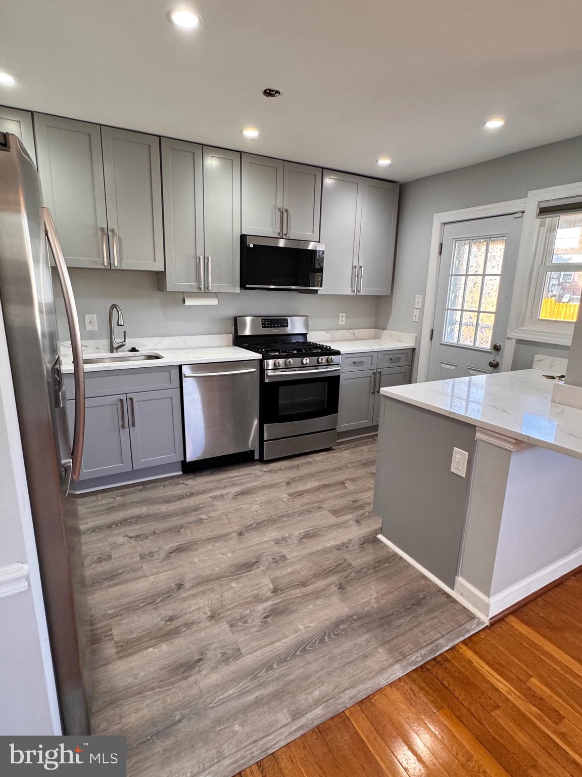 HILLCREST HEIGHTS - Residential