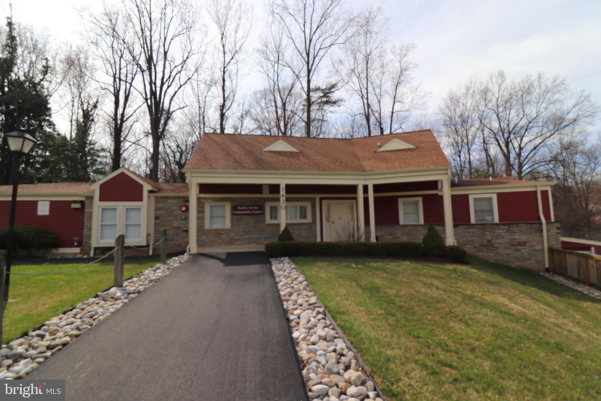 HADLEY FARMS - Residential