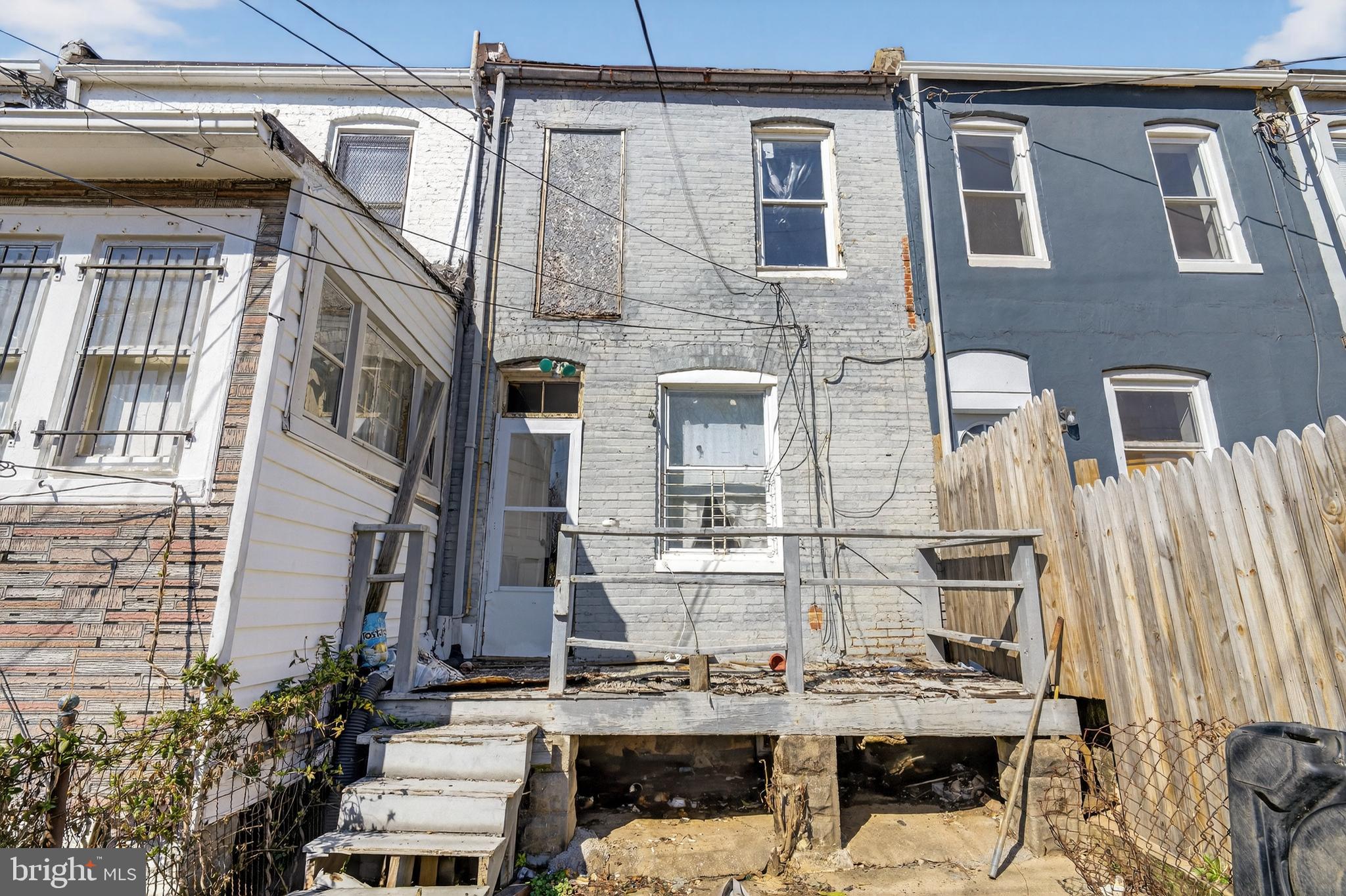 LEXINGTON - Residential