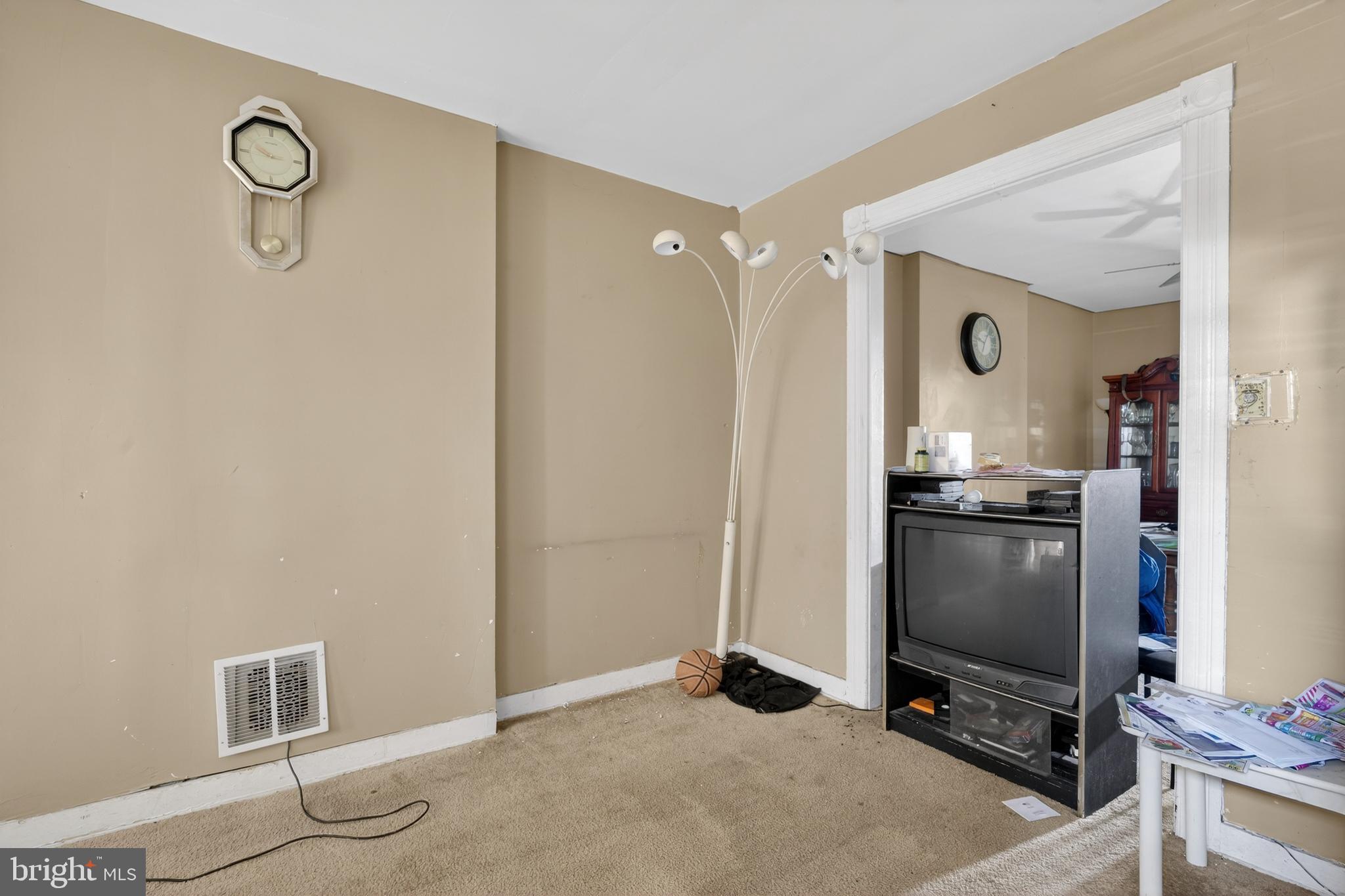 LEXINGTON - Residential