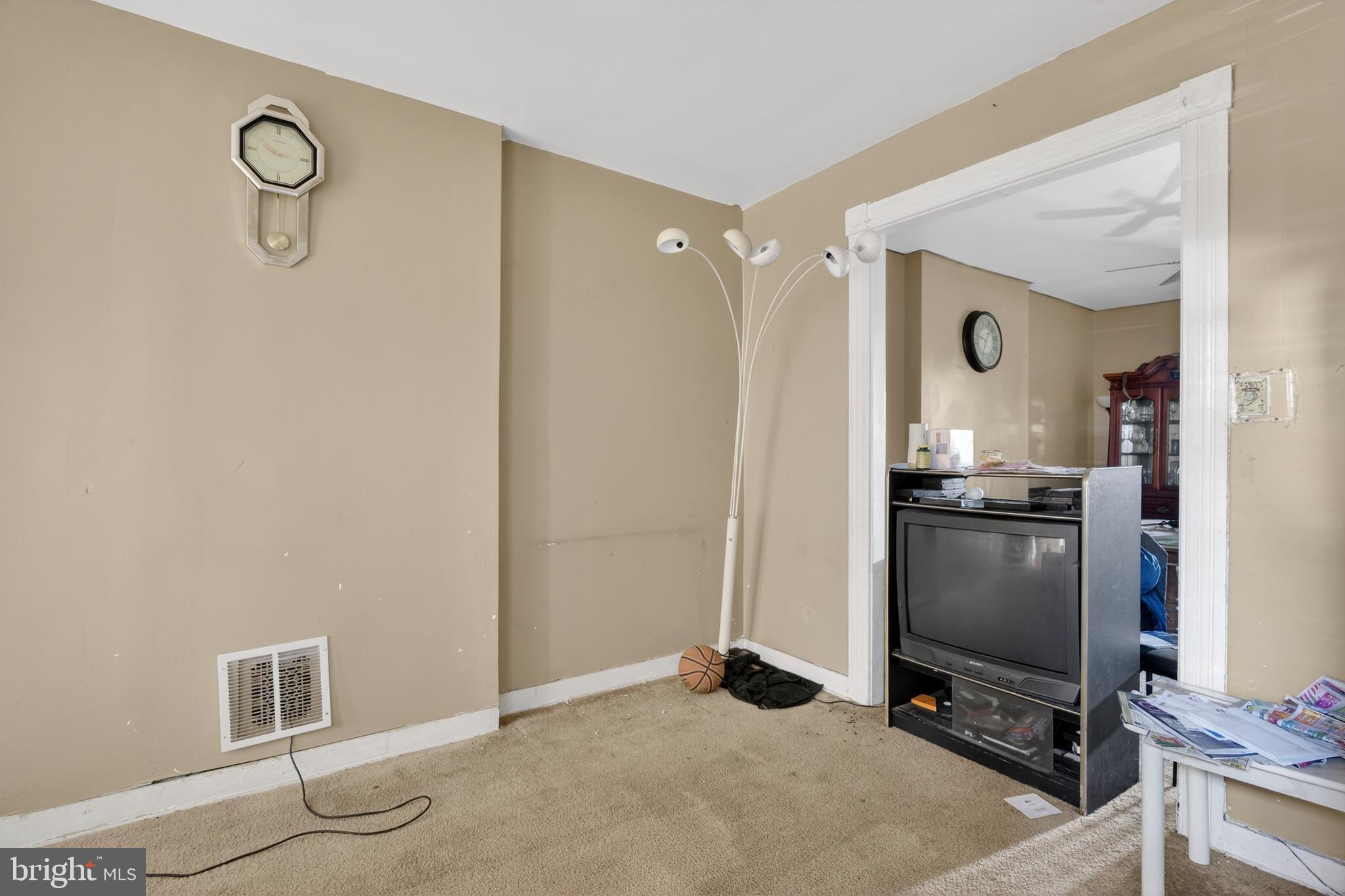 LEXINGTON - Residential