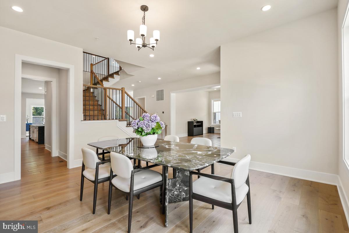 DARNESTOWN OUTSIDE - Residential