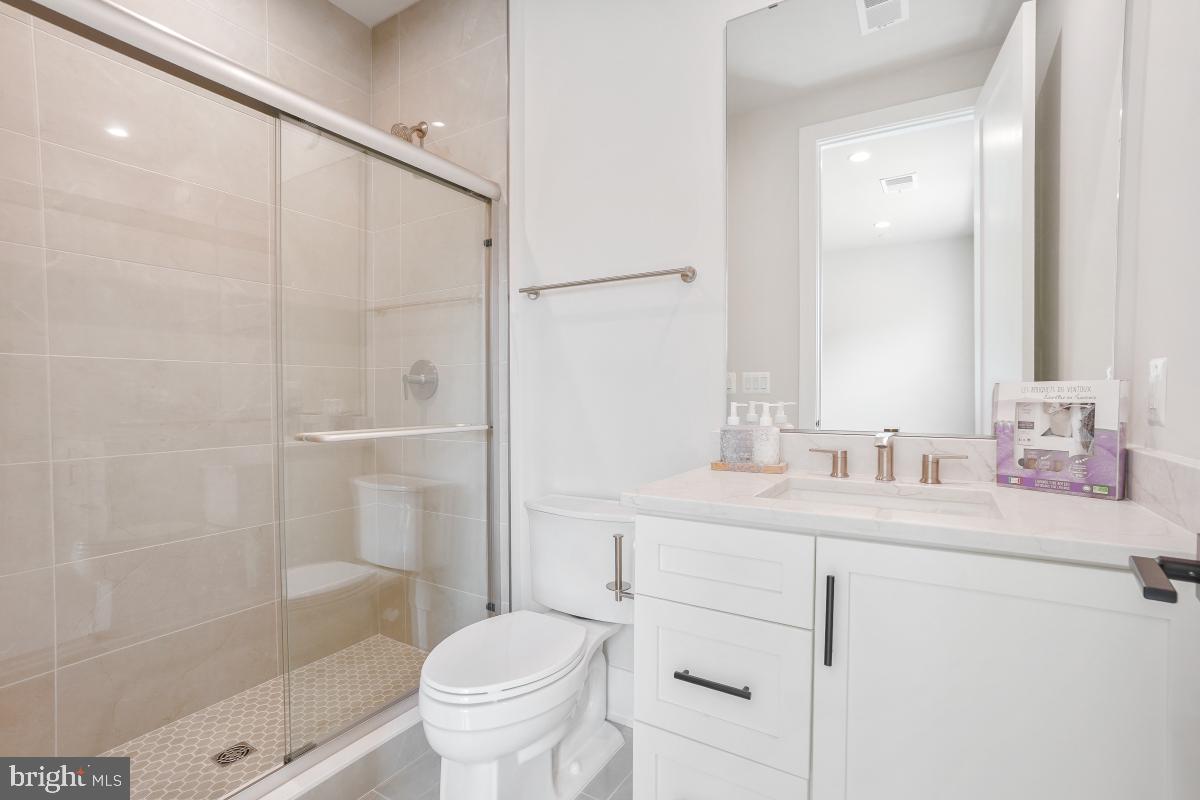 DARNESTOWN OUTSIDE - Residential