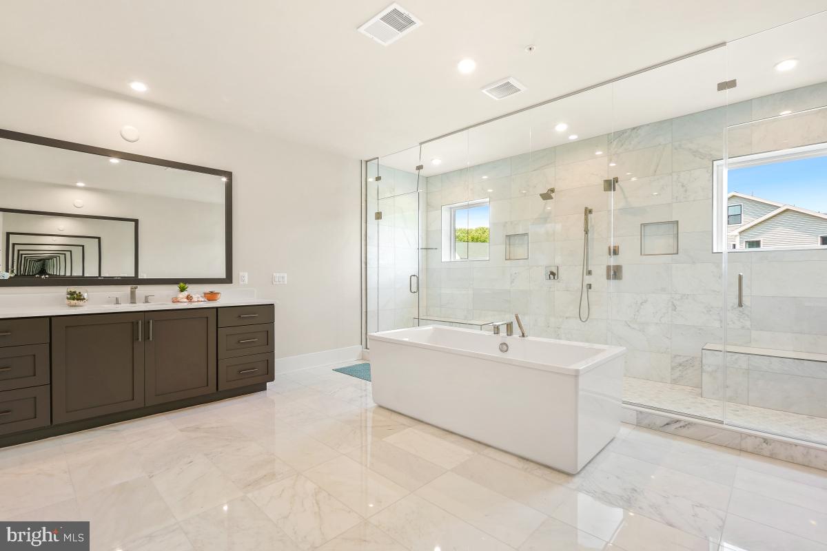 DARNESTOWN OUTSIDE - Residential