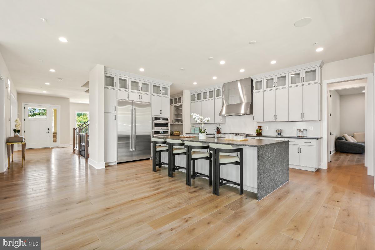 DARNESTOWN OUTSIDE - Residential