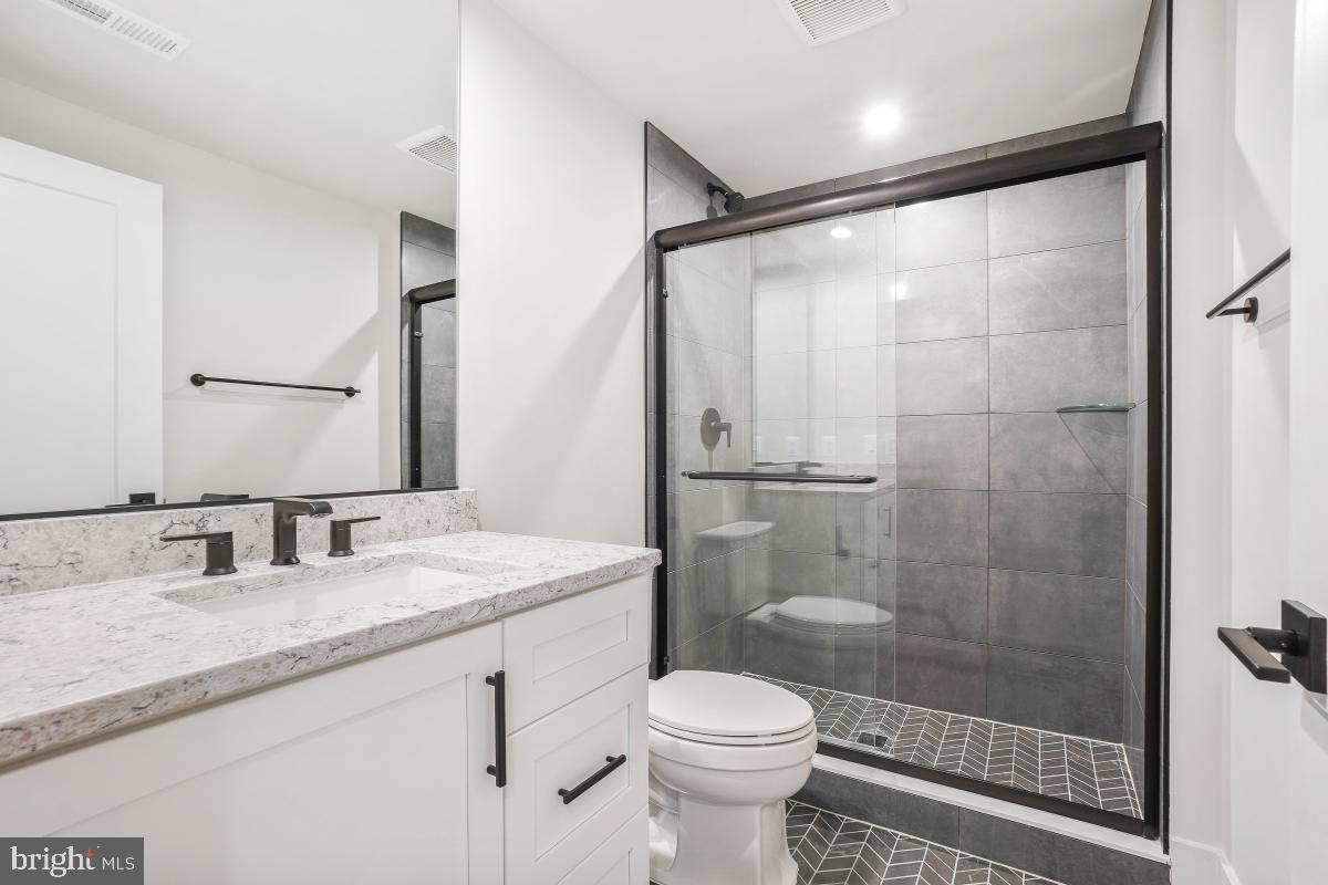 DARNESTOWN OUTSIDE - Residential