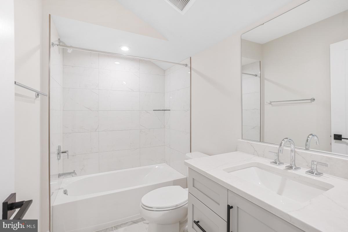 DARNESTOWN OUTSIDE - Residential