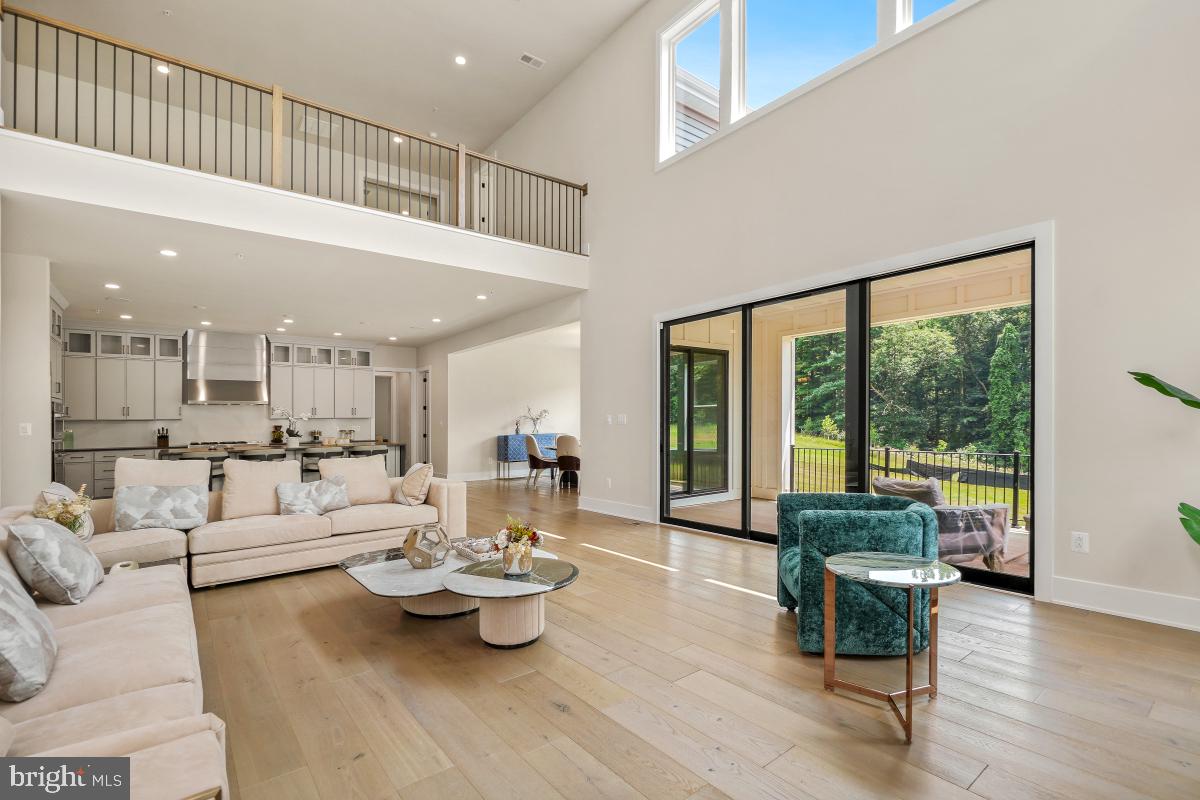 DARNESTOWN OUTSIDE - Residential