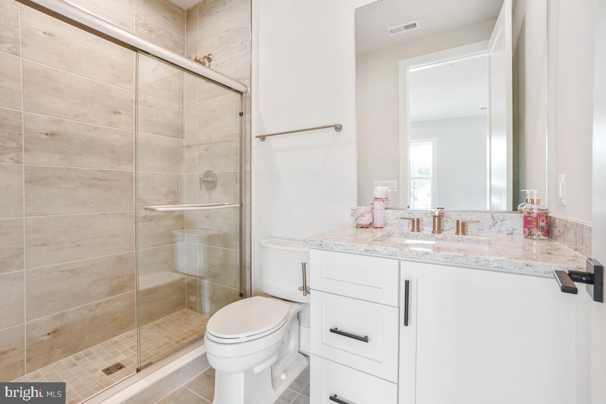 DARNESTOWN OUTSIDE - Residential