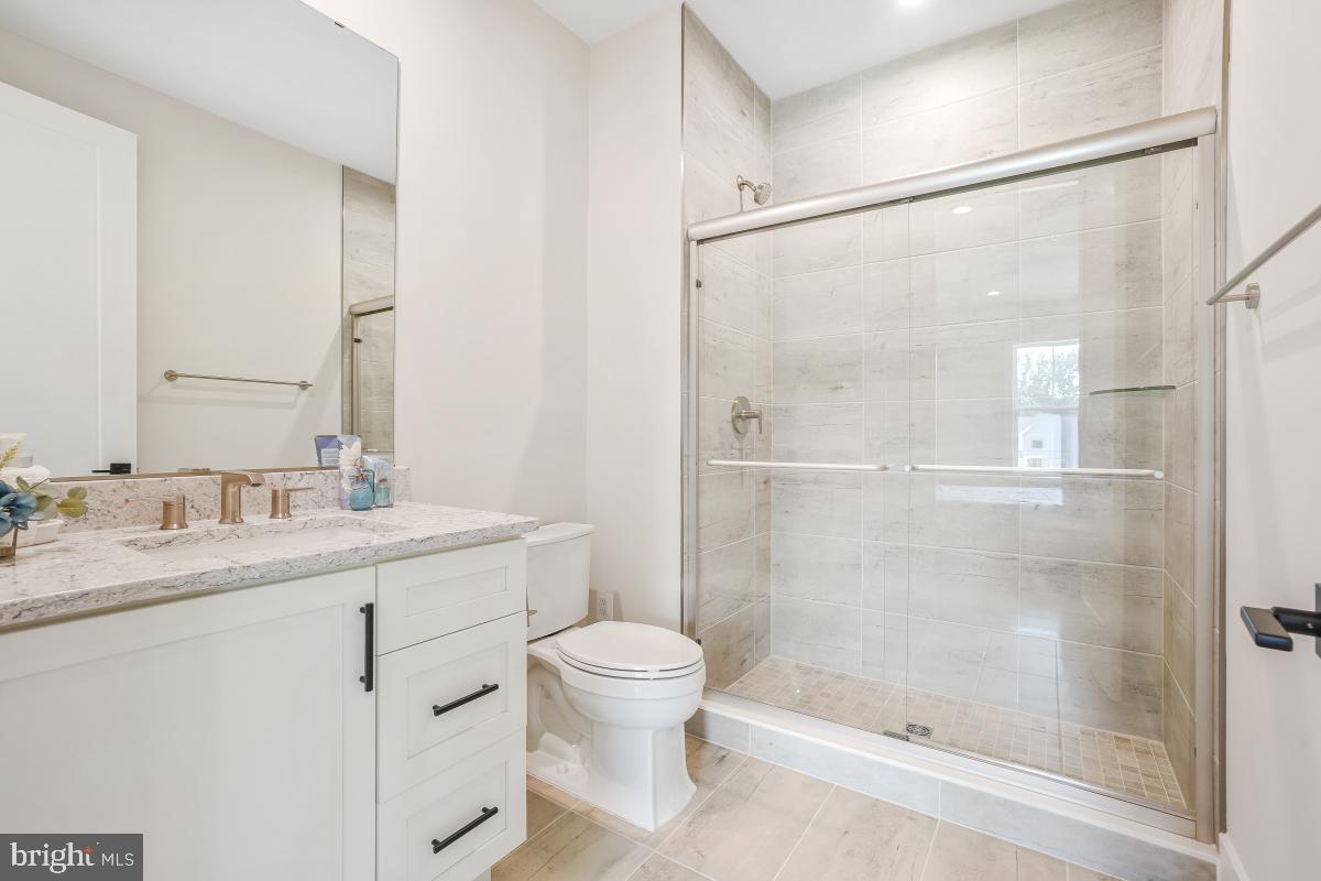 DARNESTOWN OUTSIDE - Residential