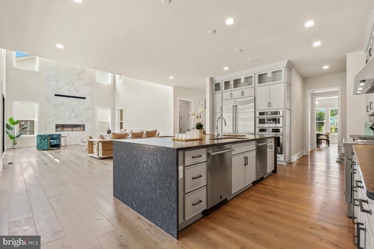 DARNESTOWN OUTSIDE - Residential