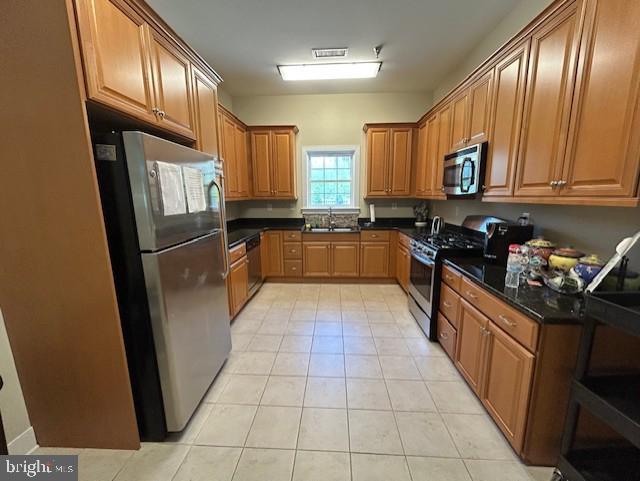 MERIDIAN VALLEY SQ - Residential