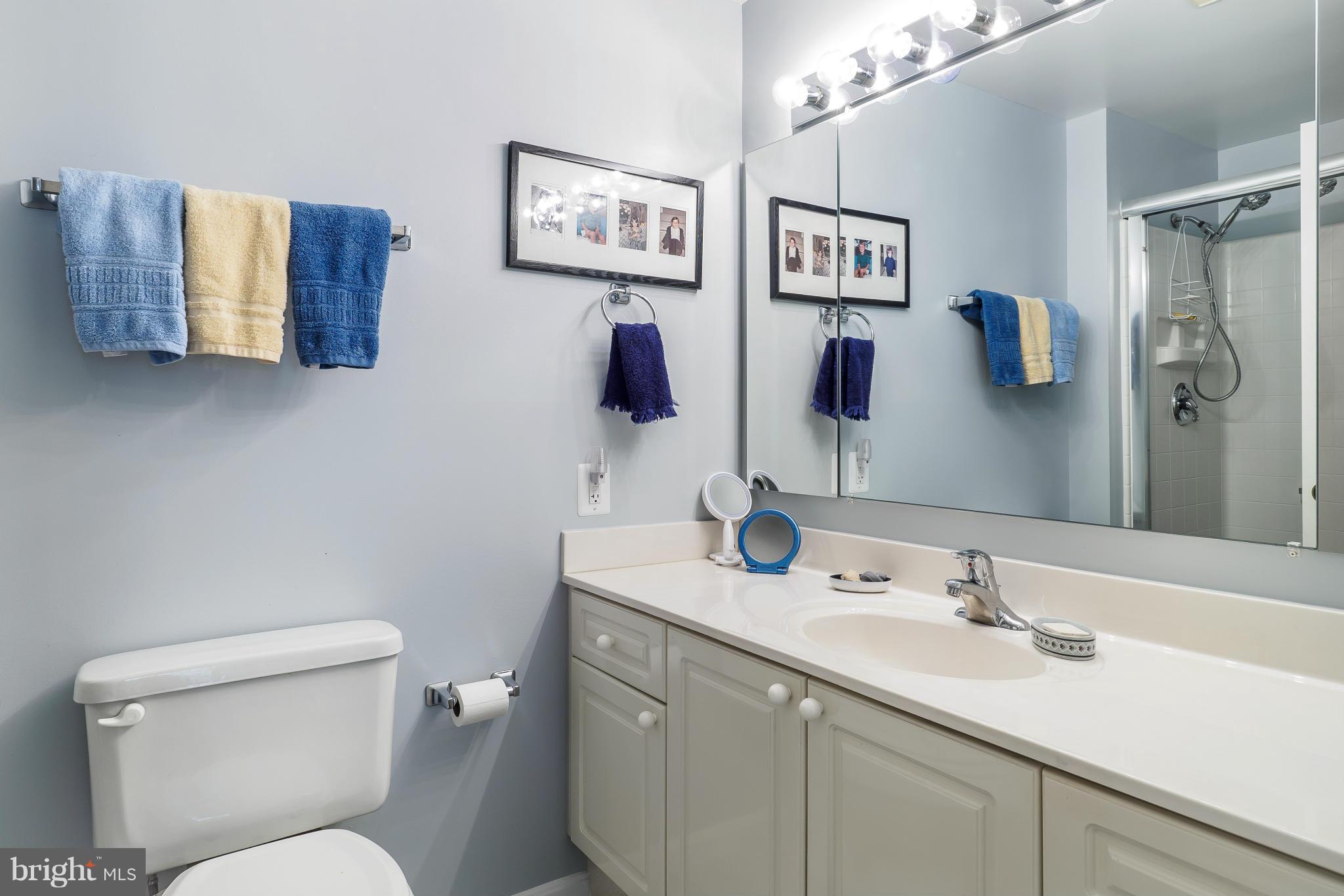 LANSDOWNE WOODS LEISURE WORLD - Residential