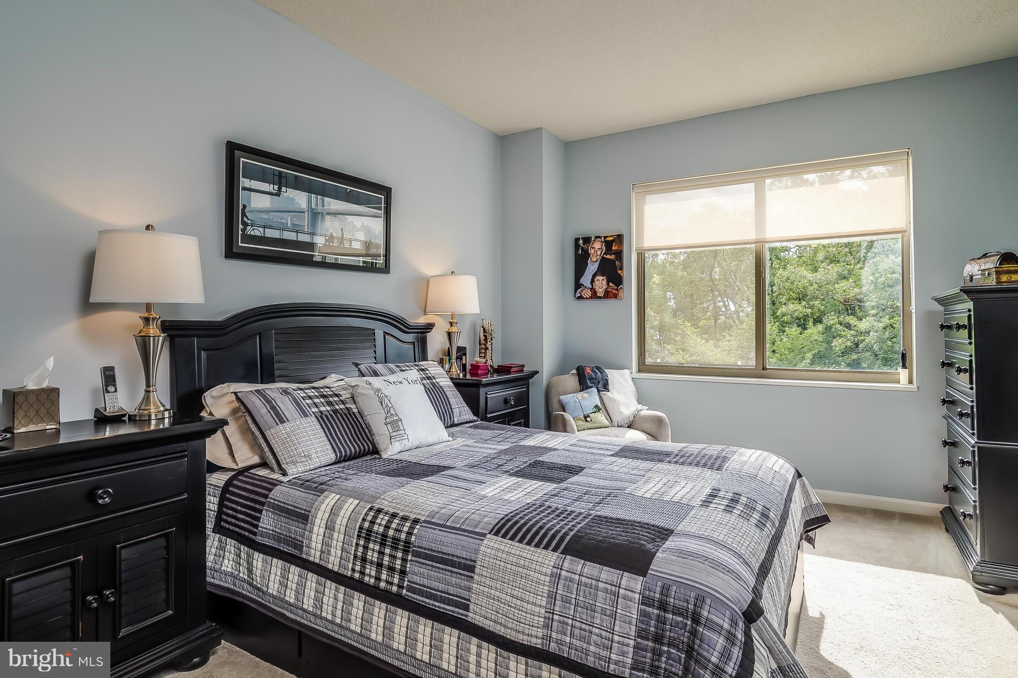 LANSDOWNE WOODS LEISURE WORLD - Residential