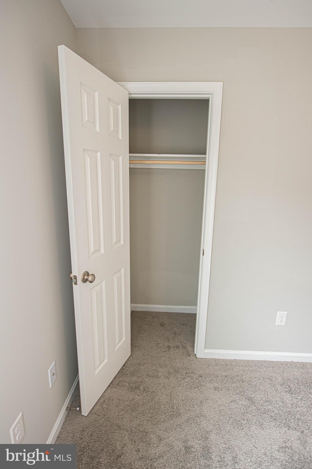 BUTLER'S VILLAGE - Residential Lease