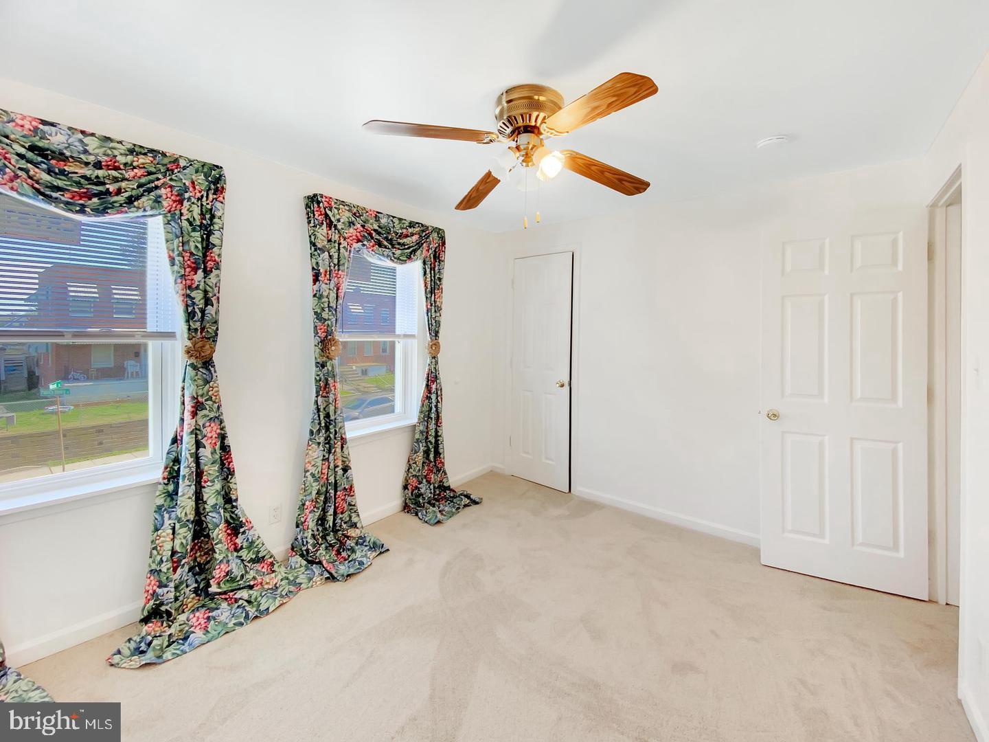 BROOKLYN PARK - Residential Lease