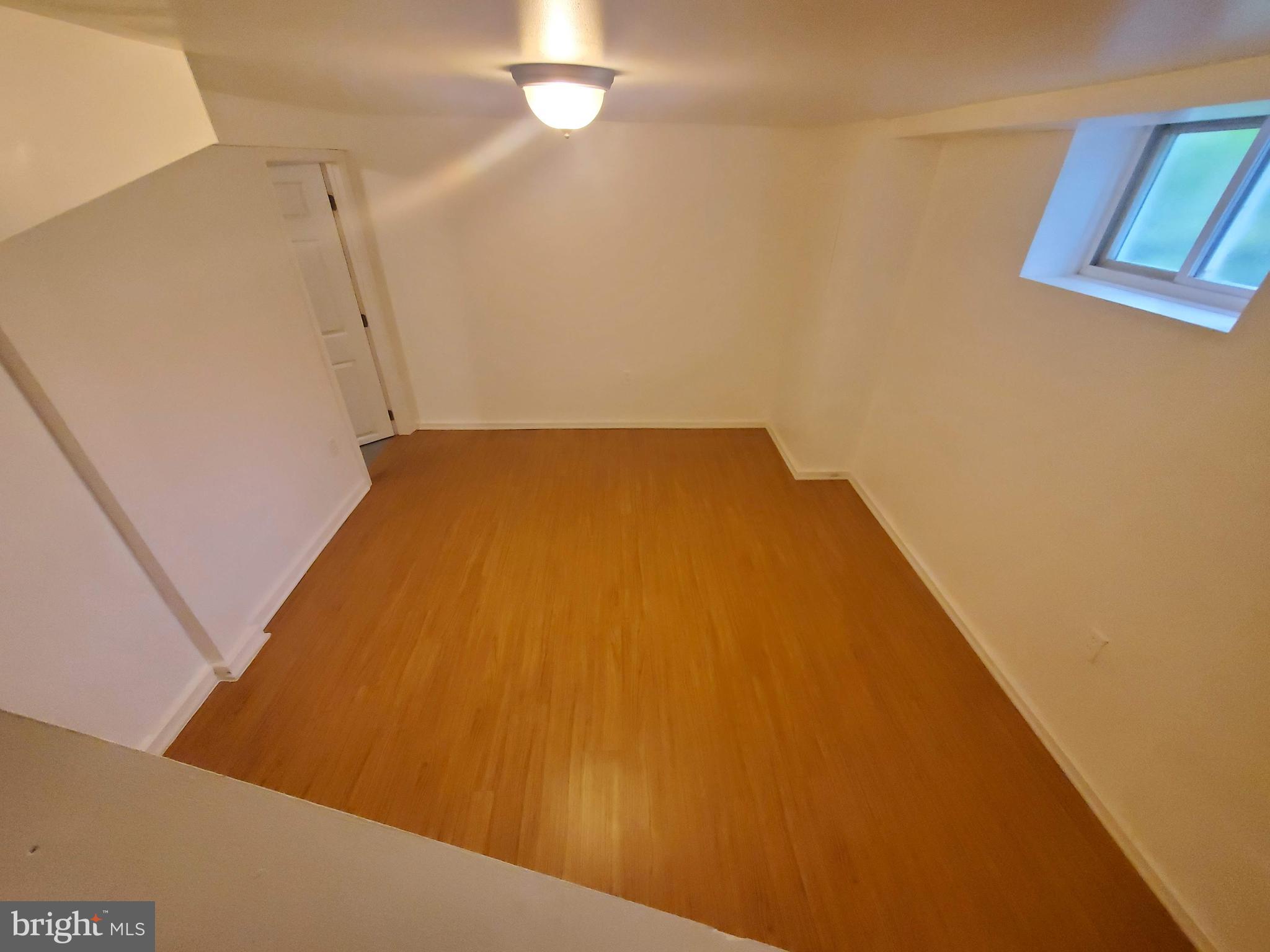 BROOKLYN PARK - Residential Lease