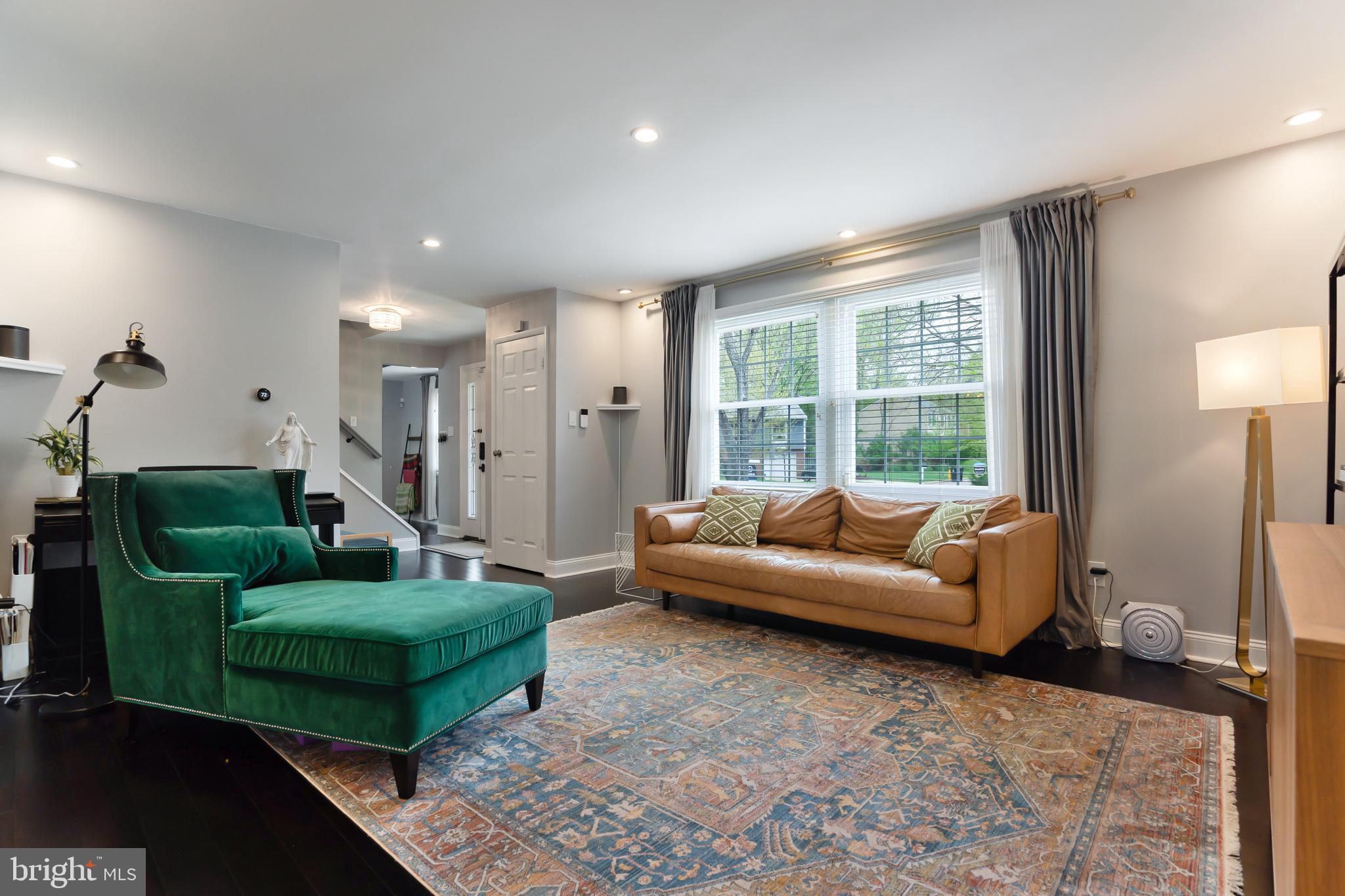 TANTALLON HILLS - Residential Lease