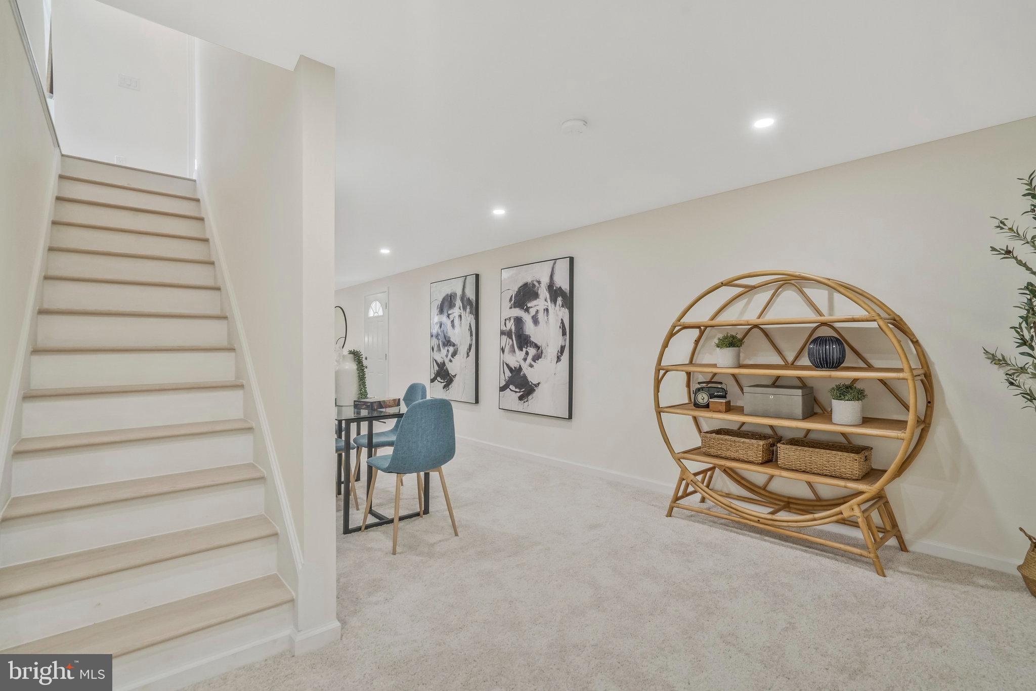 KATHMOOR - Residential