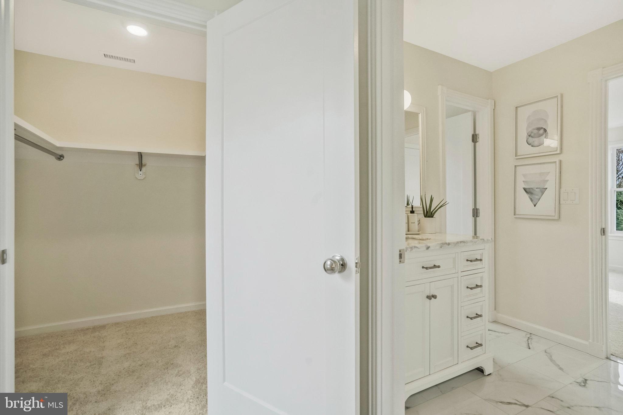 KATHMOOR - Residential